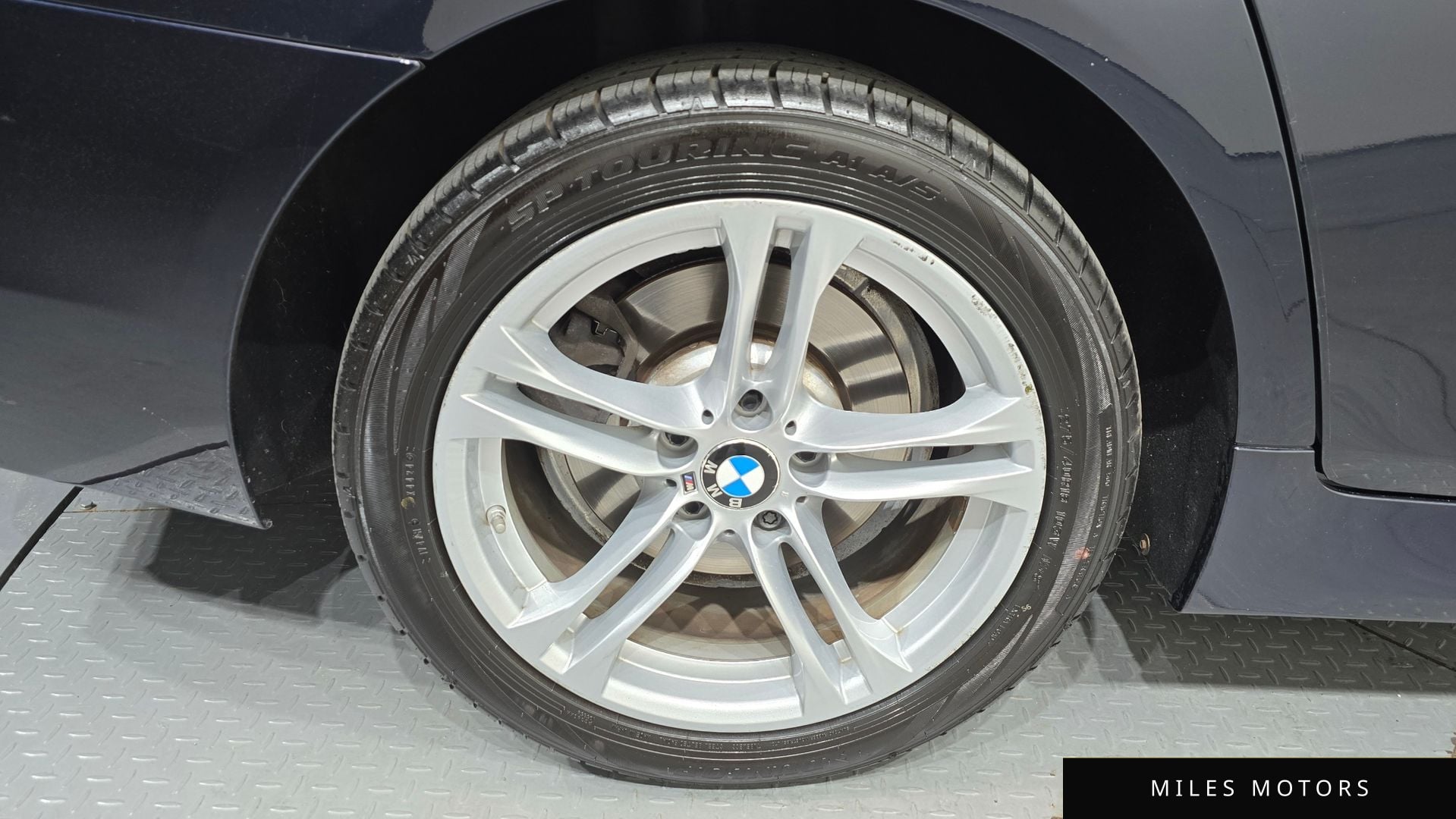 BMW 5 Series (F10) 2016 — миниатюра 5