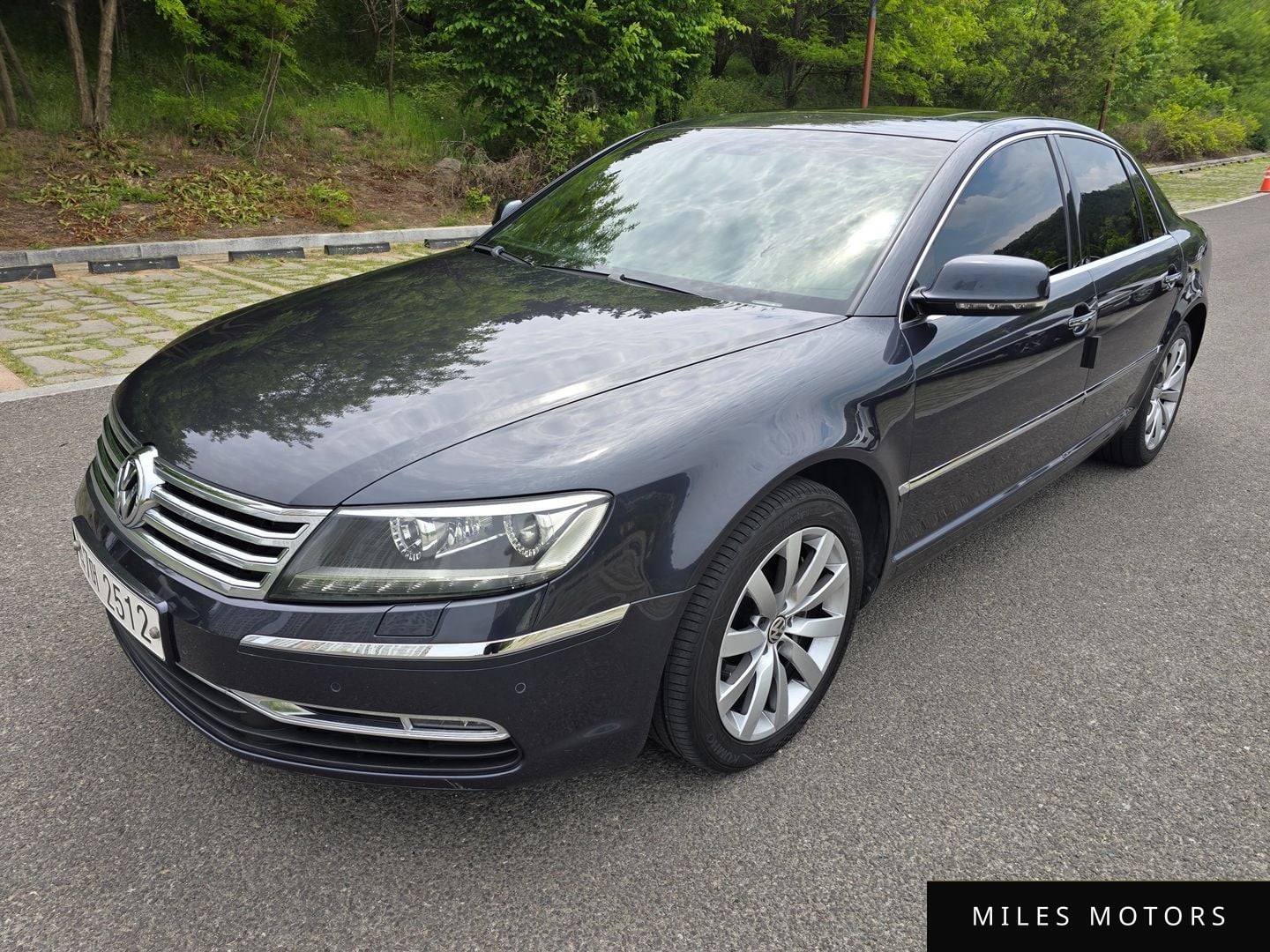 Volkswagen Phaeton 2012 — миниатюра 2