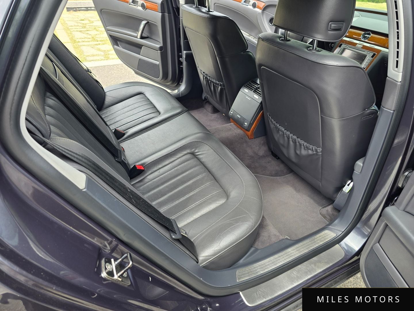 Volkswagen Phaeton 2012 — миниатюра 15