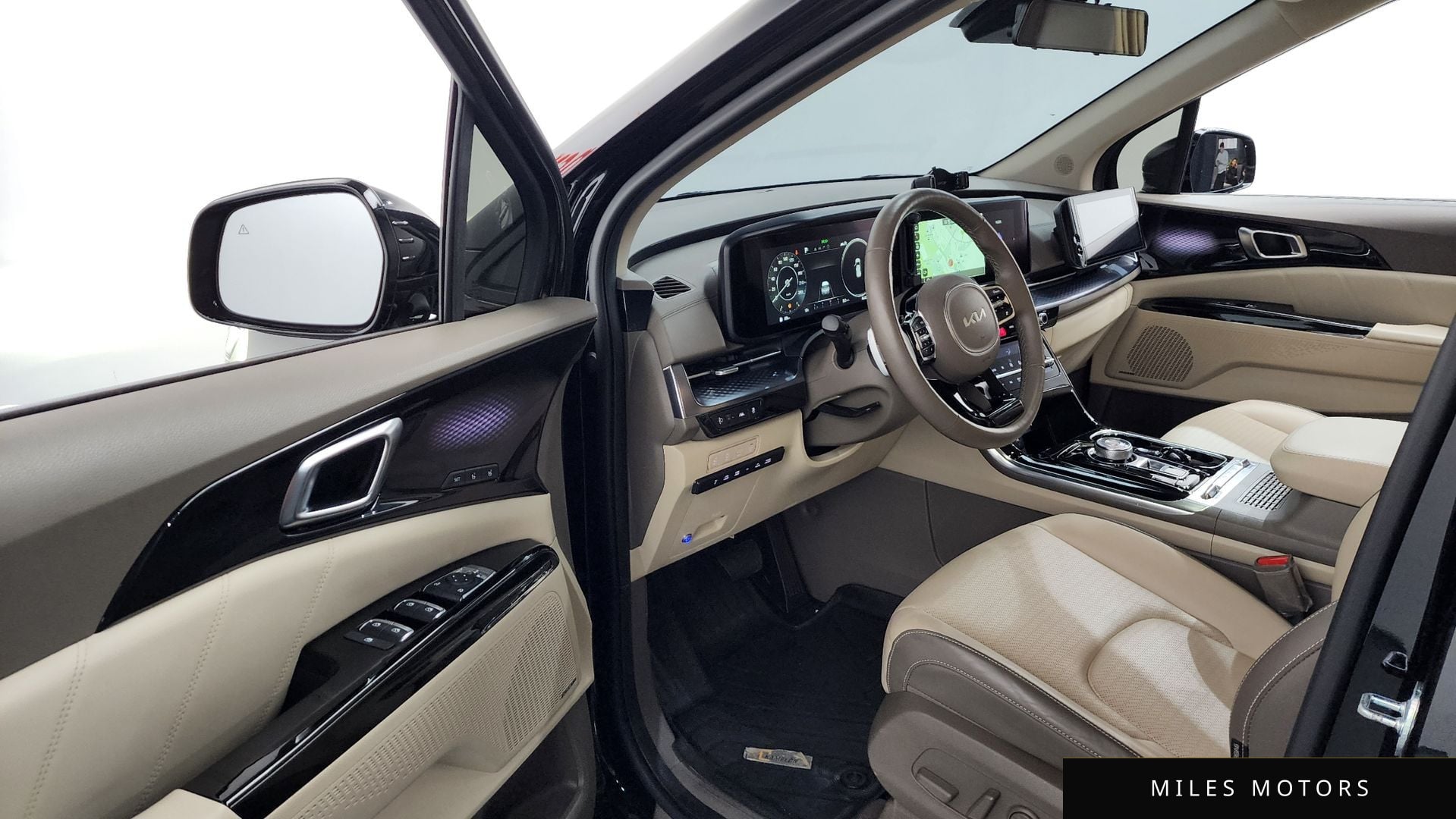 Kia Carnival 2023 — миниатюра 10