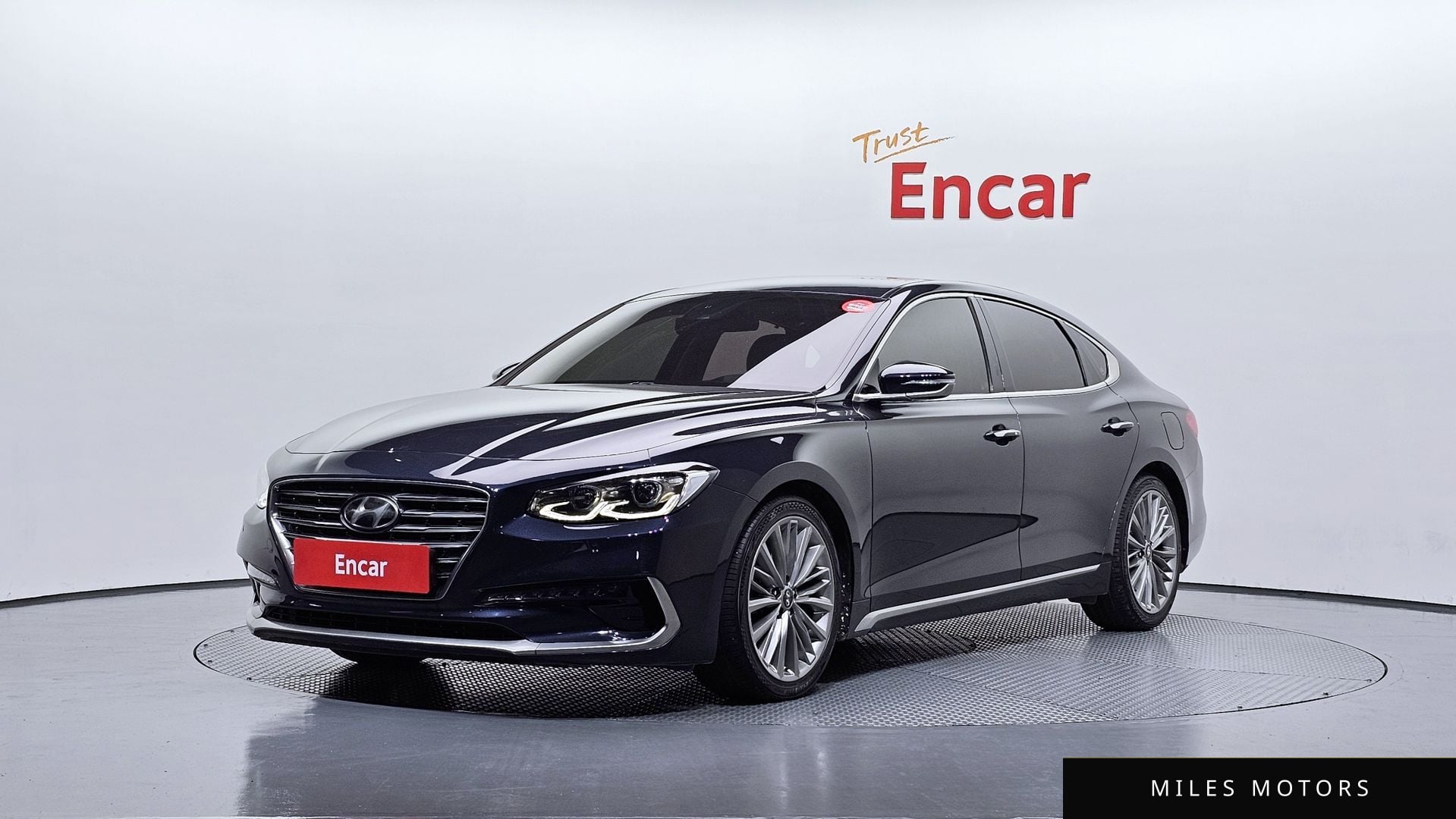 Hyundai Grandeur 2018 — фото 1 из 12