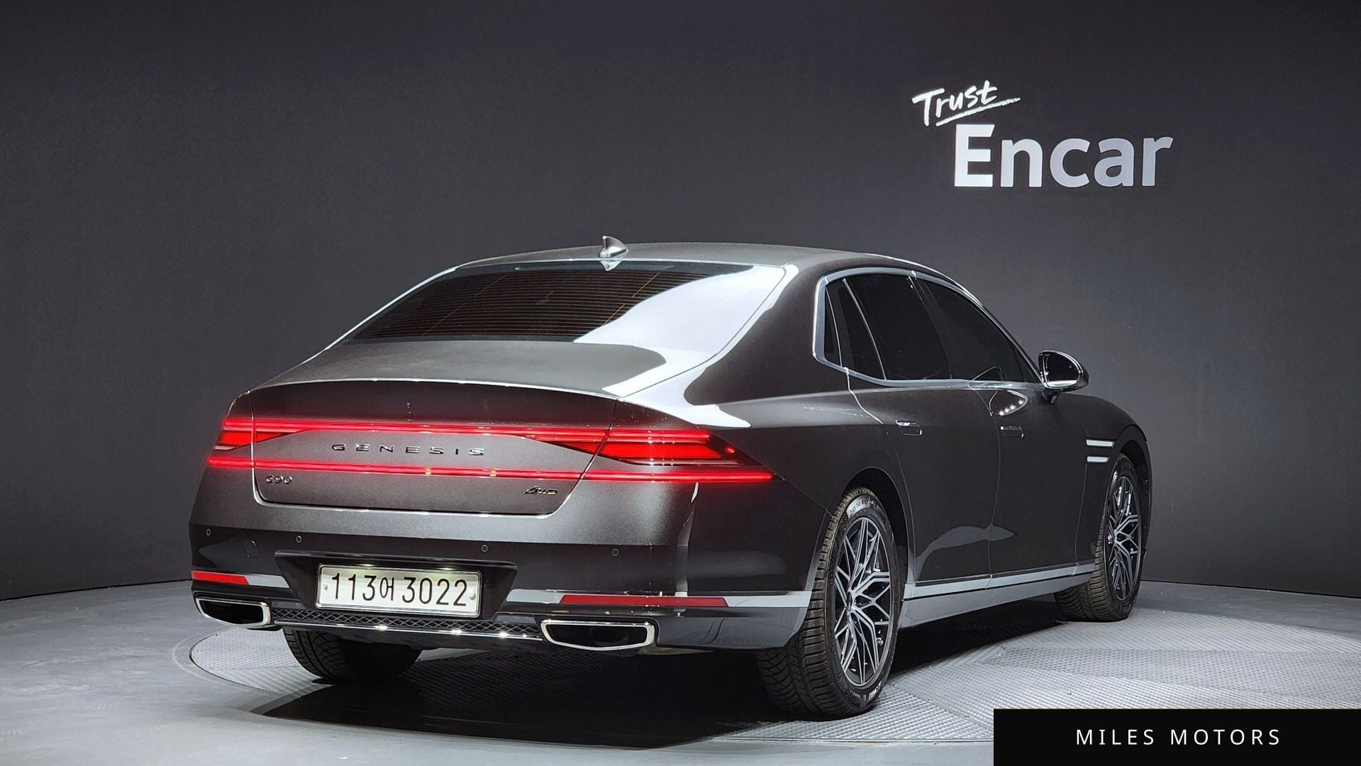 Genesis G90 (RS4) 2023 — миниатюра 2