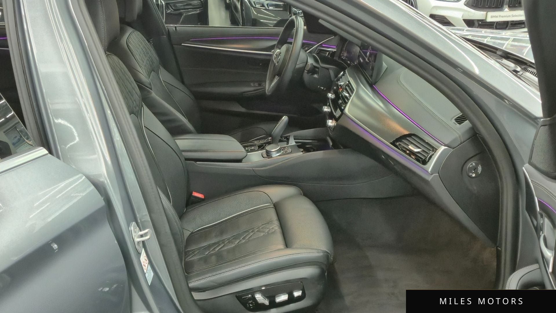 BMW 5 Series (G30) 2023 — миниатюра 11