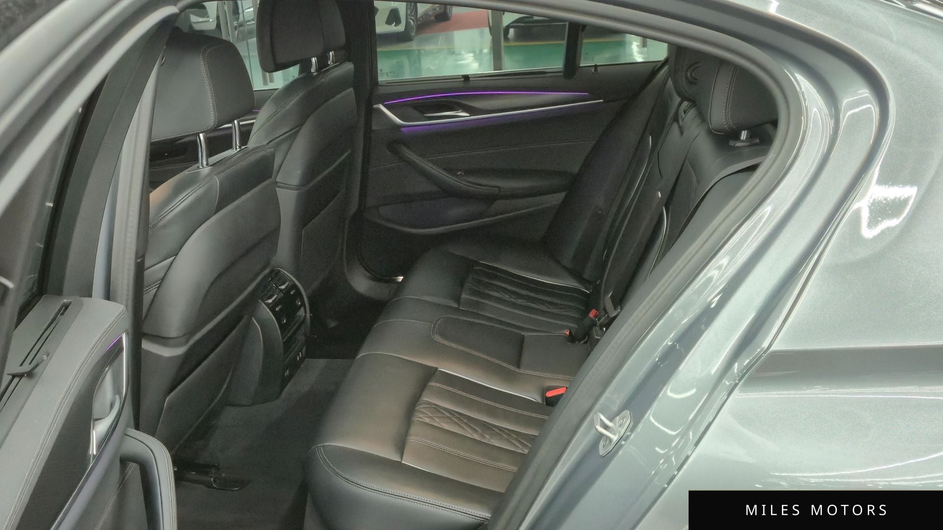 BMW 5 Series (G30) 2023 — миниатюра 12