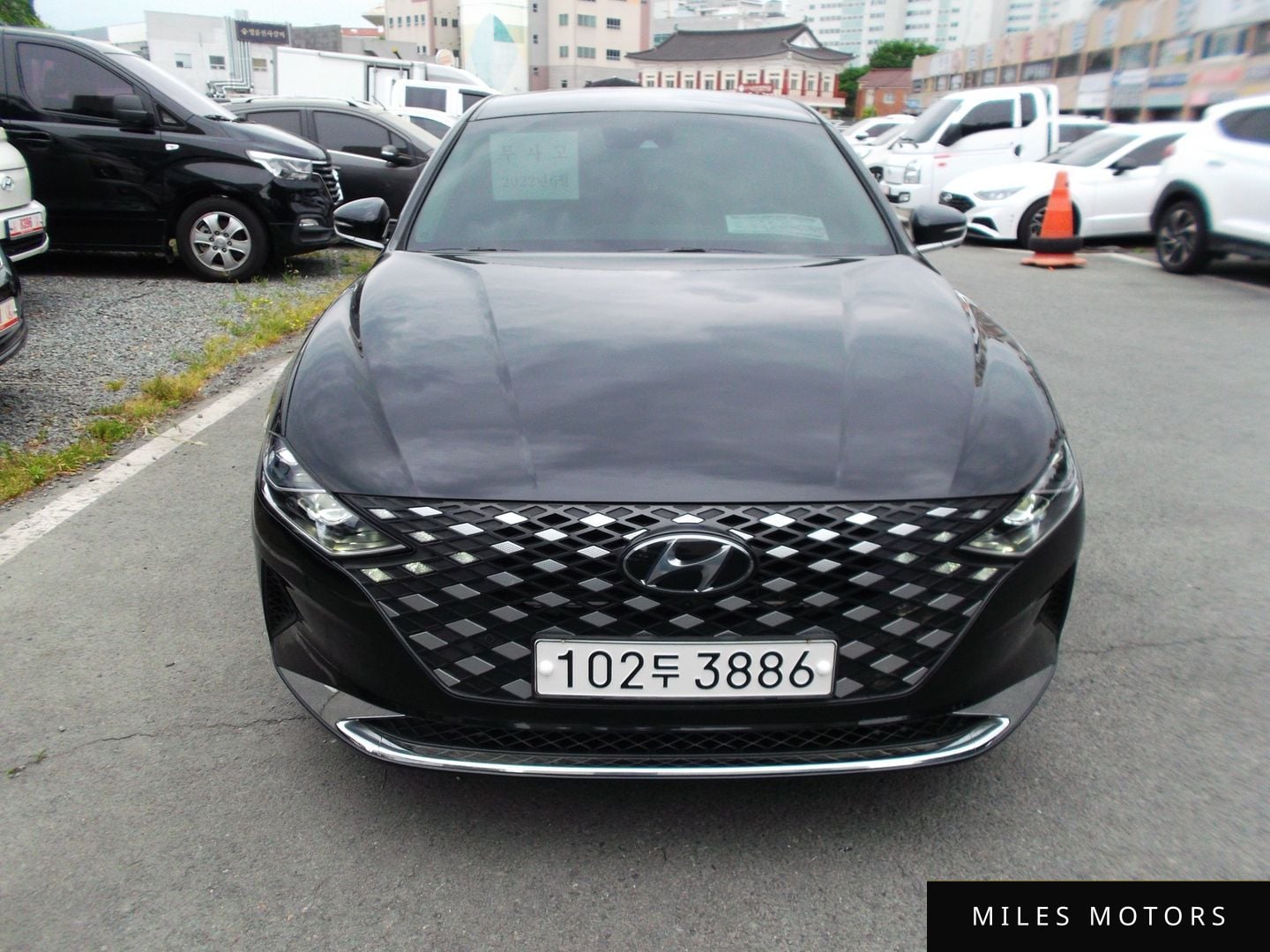 Hyundai Grandeur 2023 — фото 1 из 12