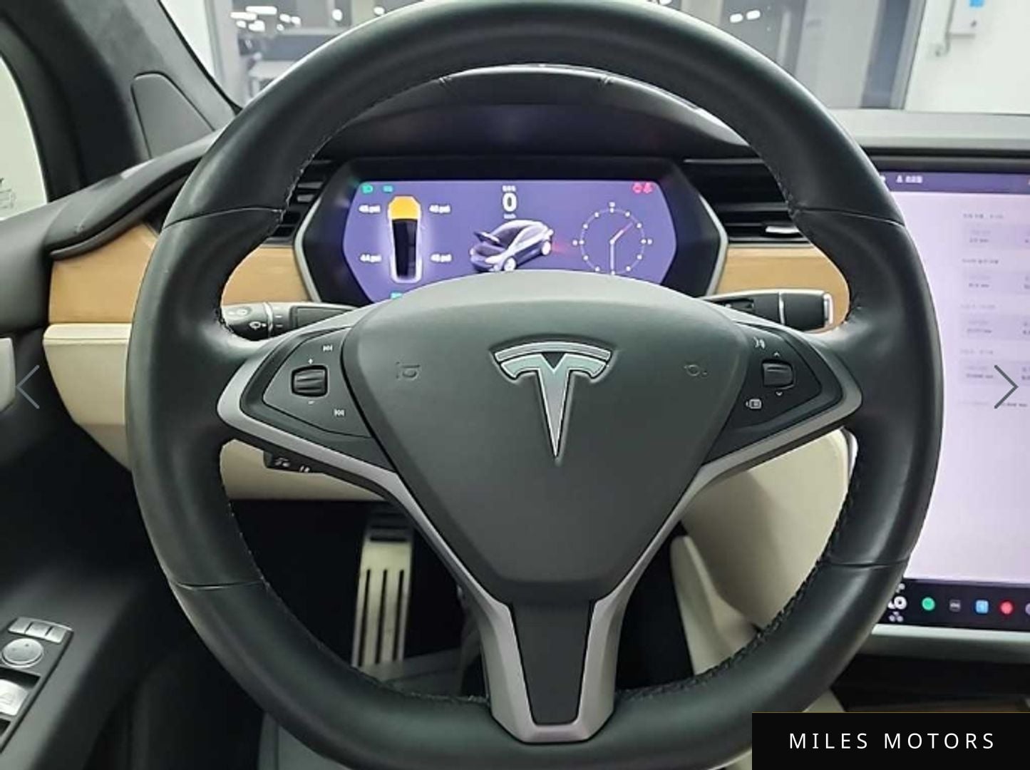 Tesla Model X 2020 — миниатюра 9