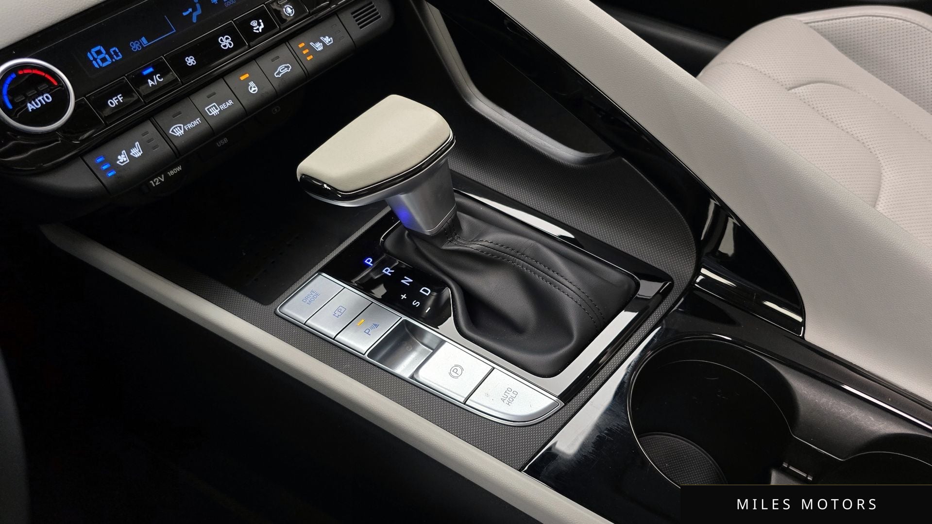 Hyundai AVANTE 2023 — миниатюра 12