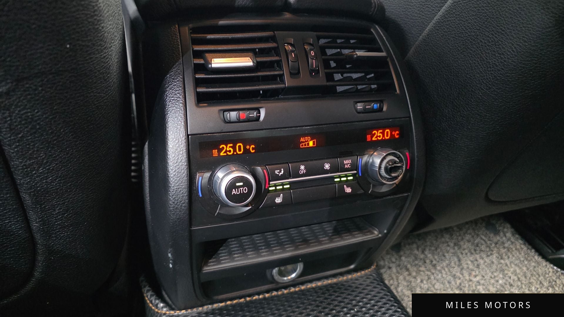 BMW 5시리즈 (F10) 2015 — миниатюра 18