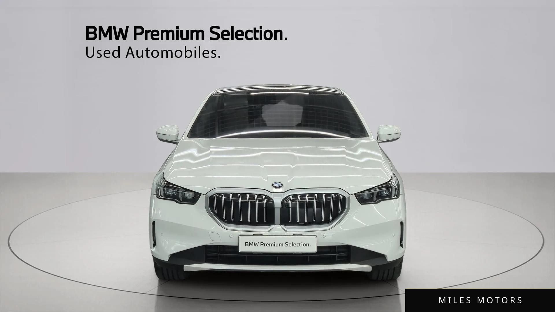 BMW 5 Series (G60) 2024 — миниатюра 2