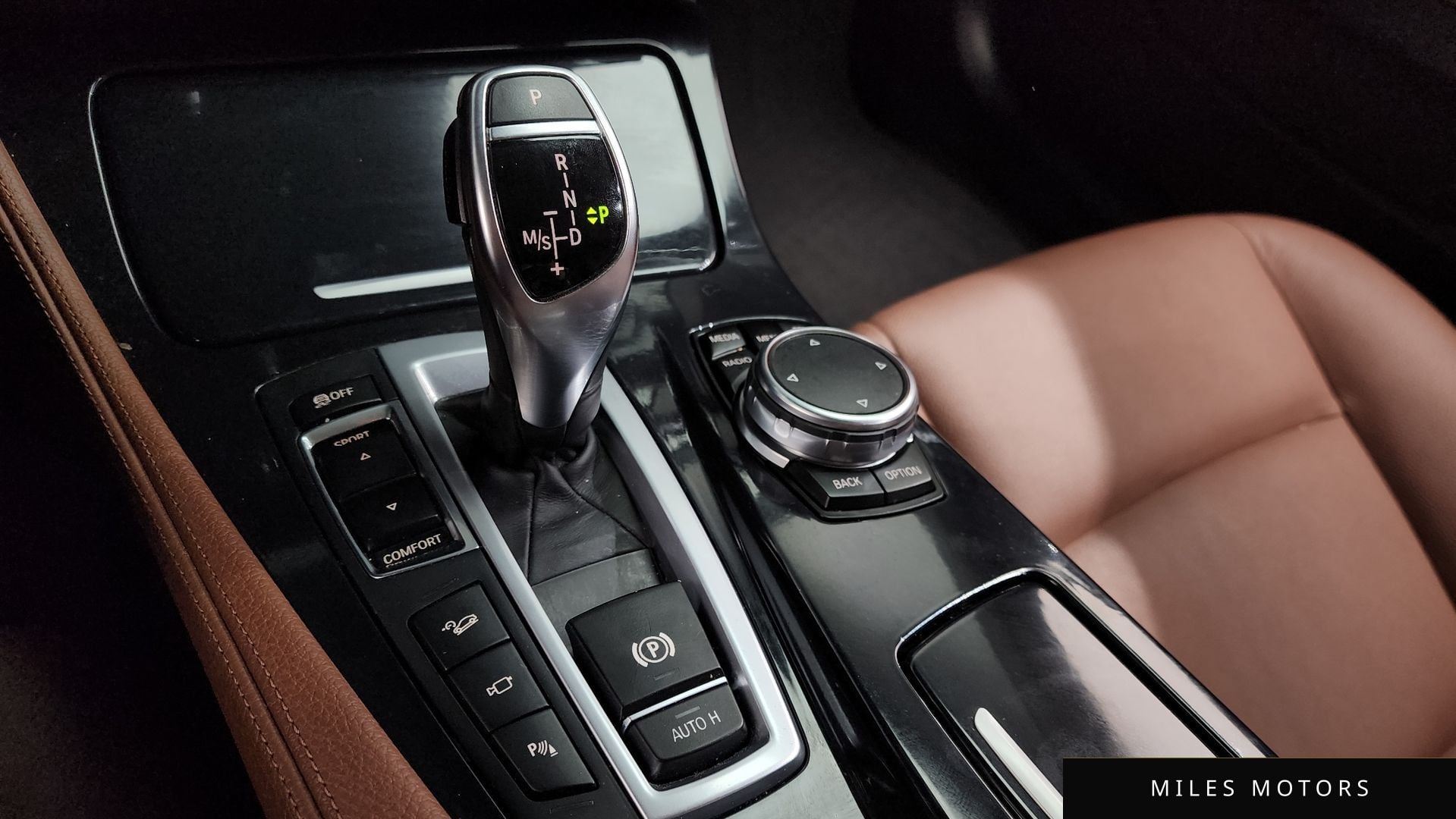 BMW 5 Series (F10) 2016 — миниатюра 9