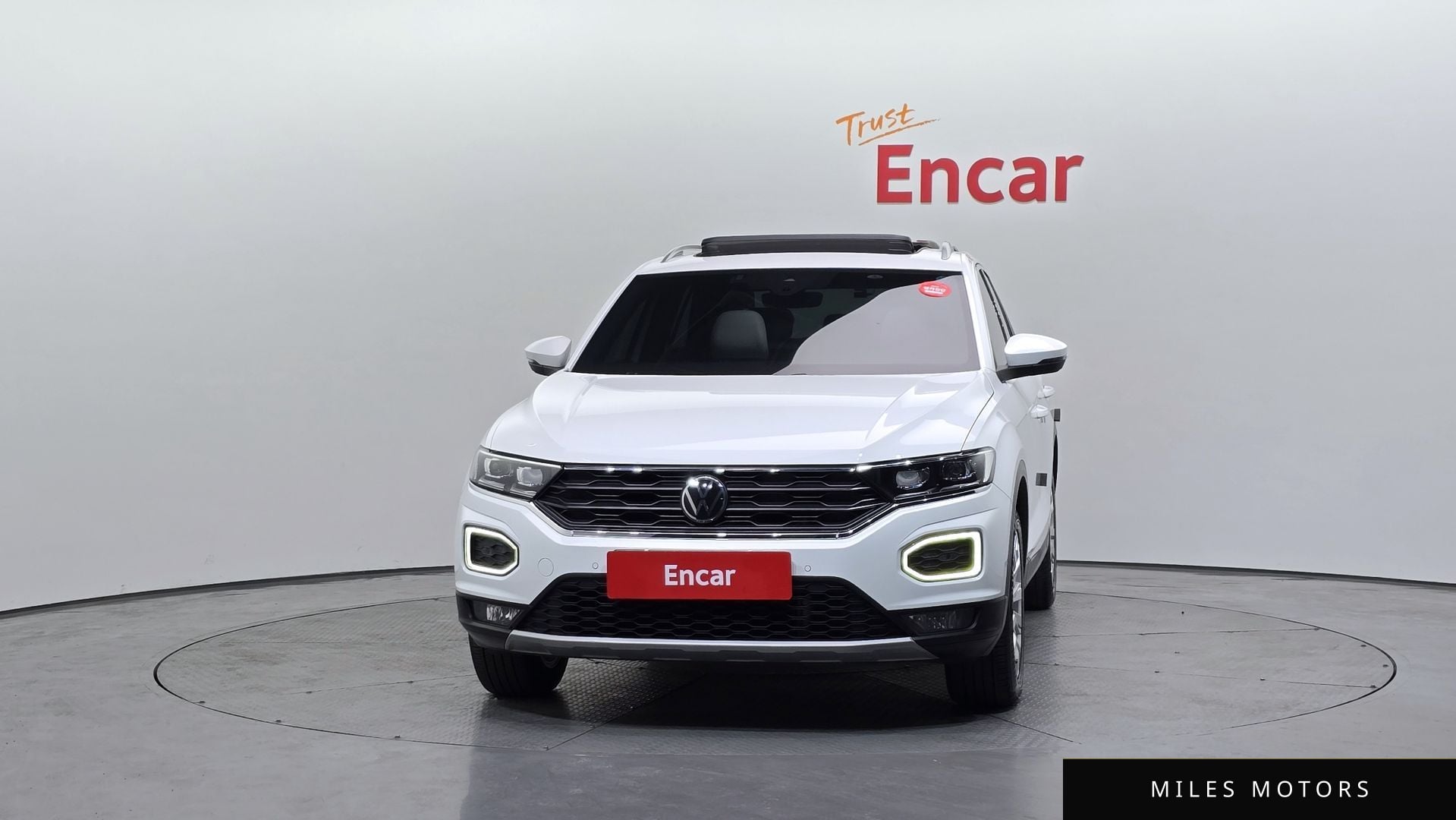 Volkswagen T-Roc 2021 — миниатюра 3