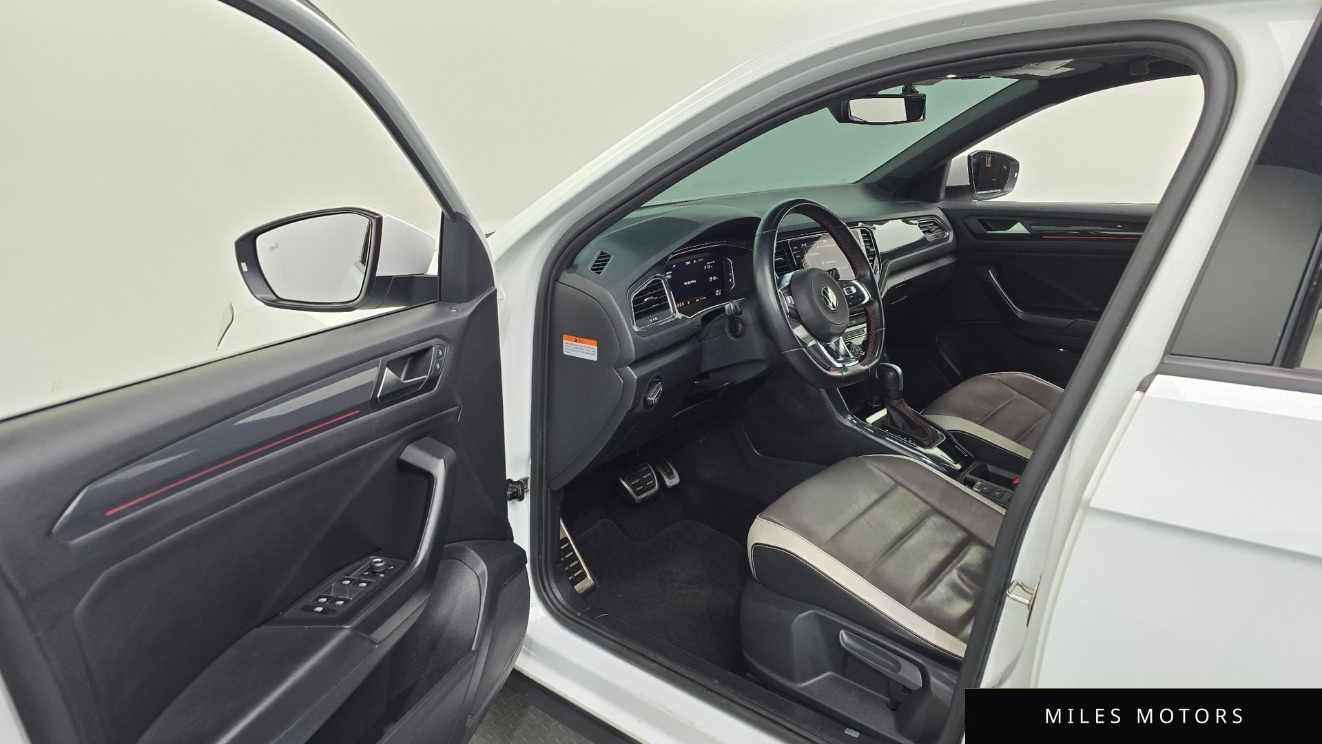 Volkswagen T-Roc 2021 — миниатюра 10