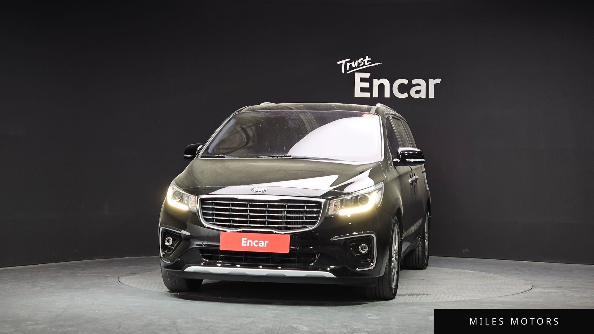 Kia Canival 2019 — миниатюра 3