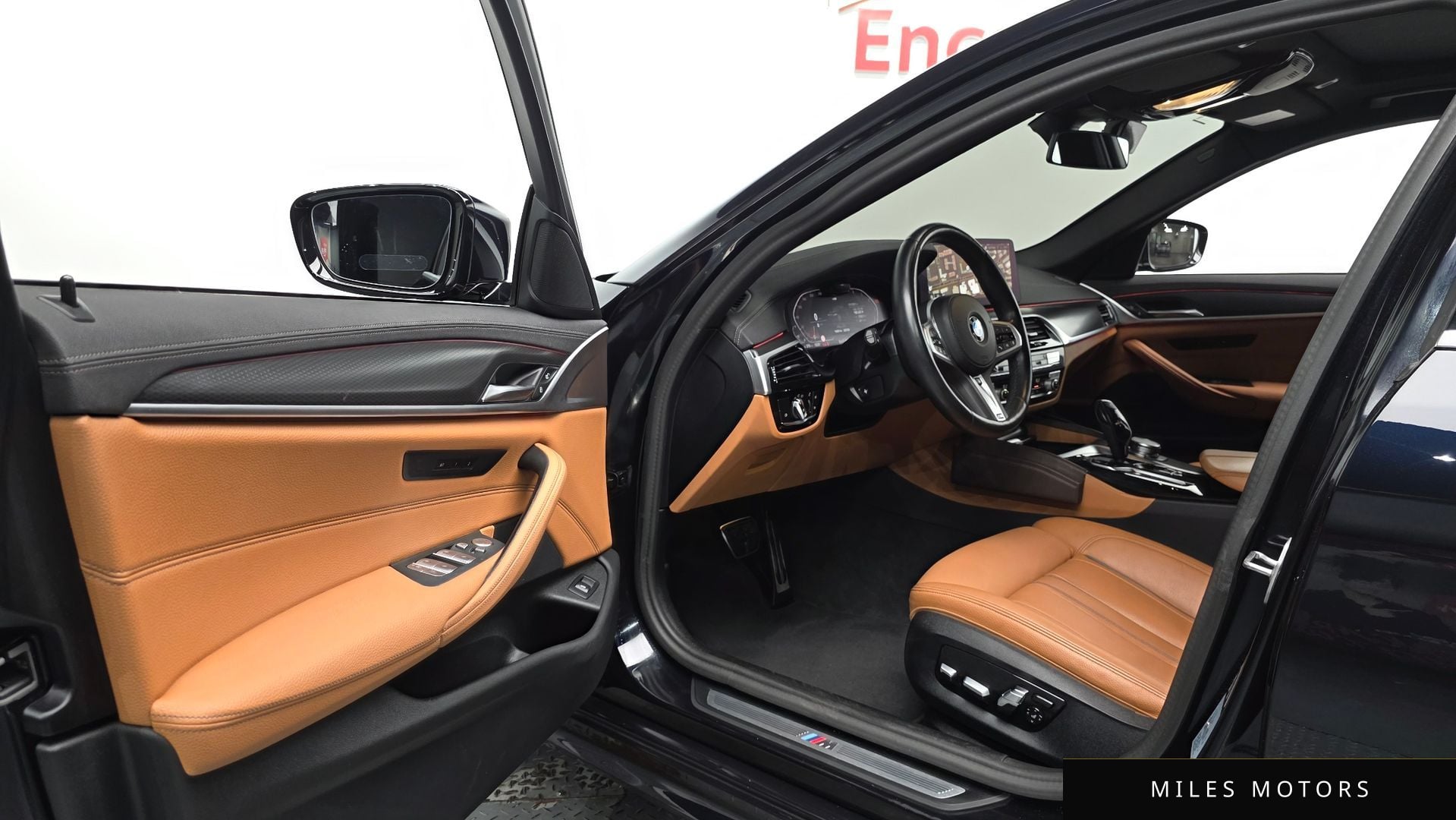 BMW 5 Series (G30) 2023 — миниатюра 12