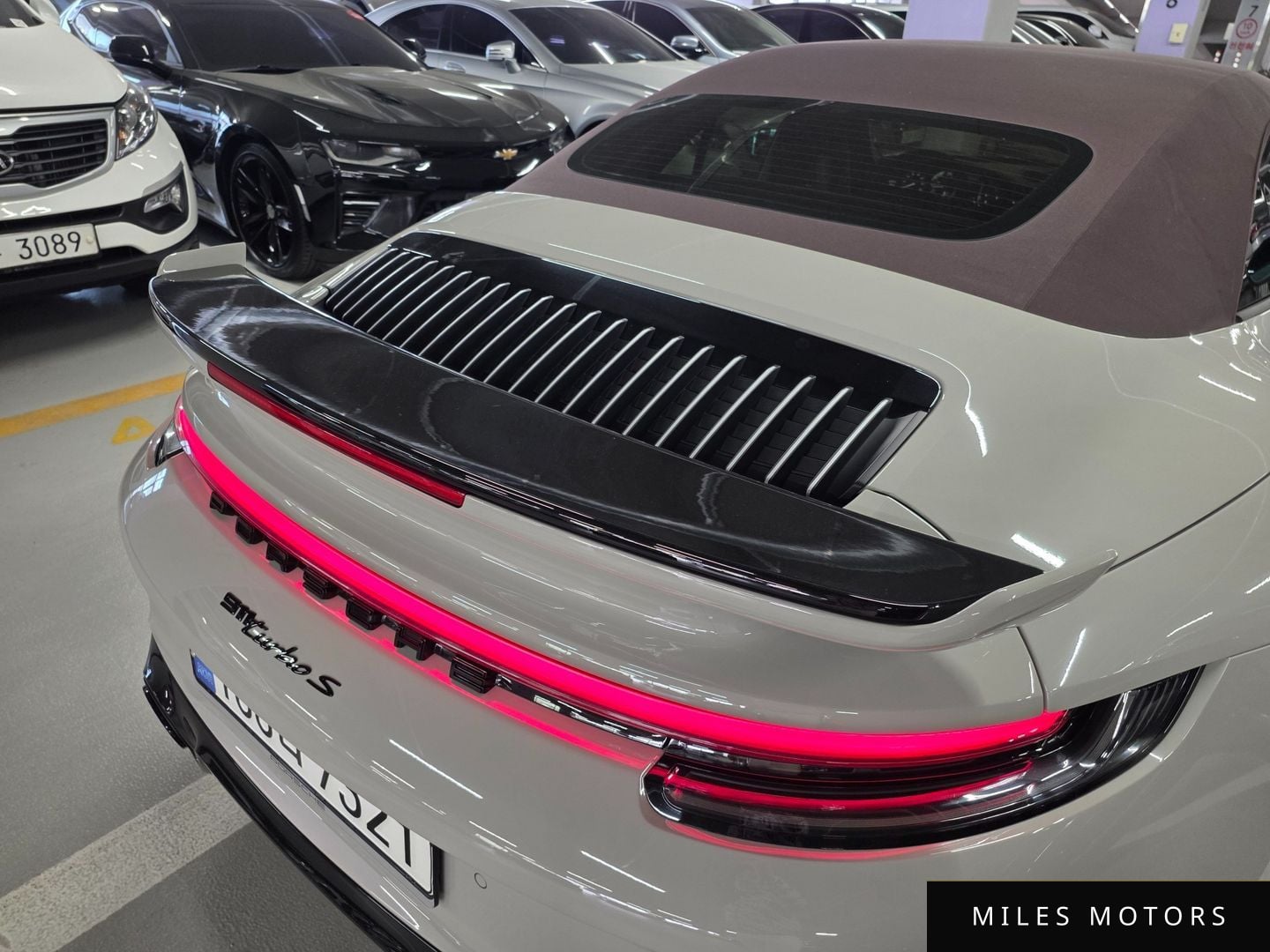 Porsche 911 (992) 2023 — миниатюра 6