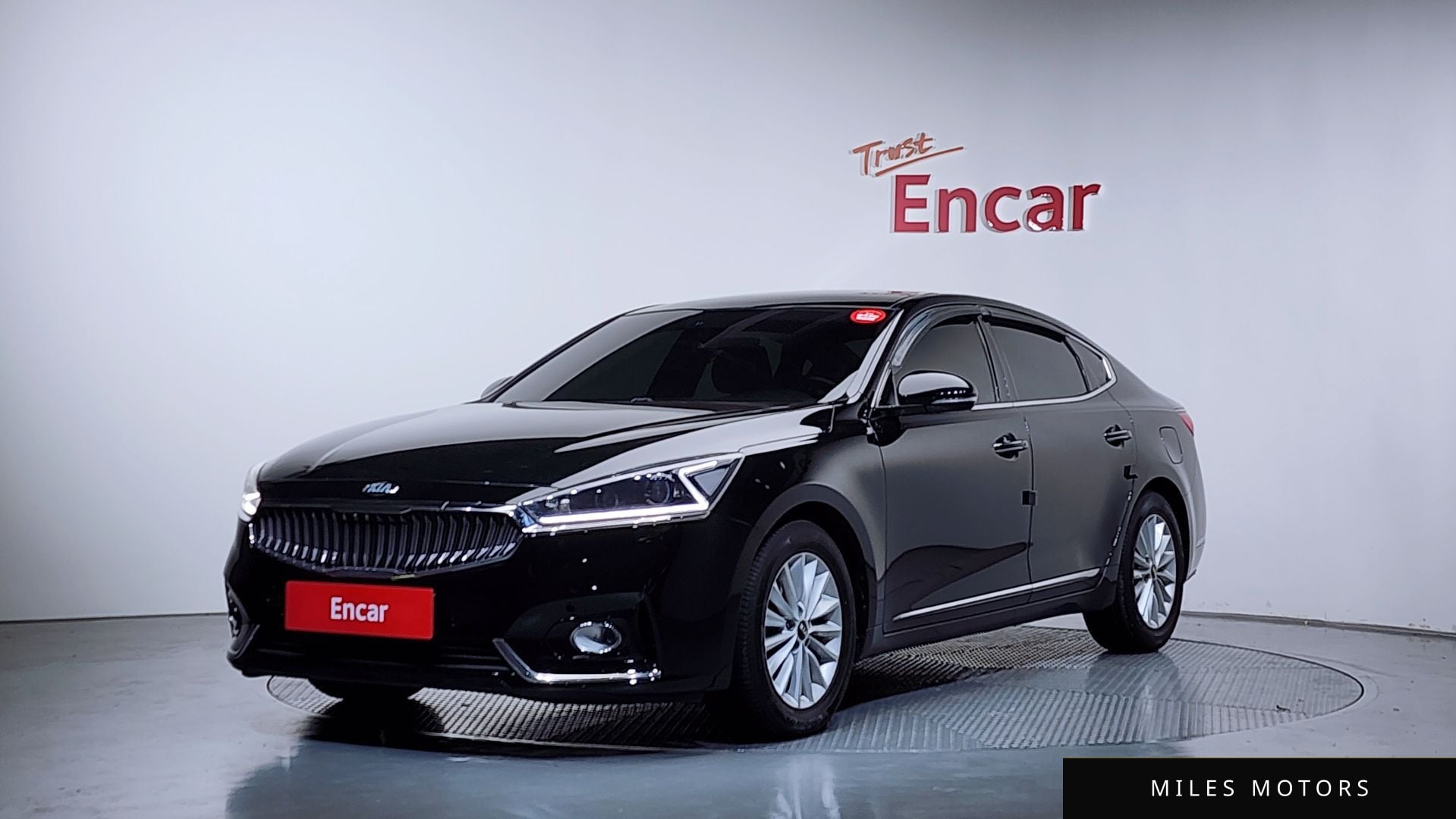 Kia K7 2016 — фото 1 из 12