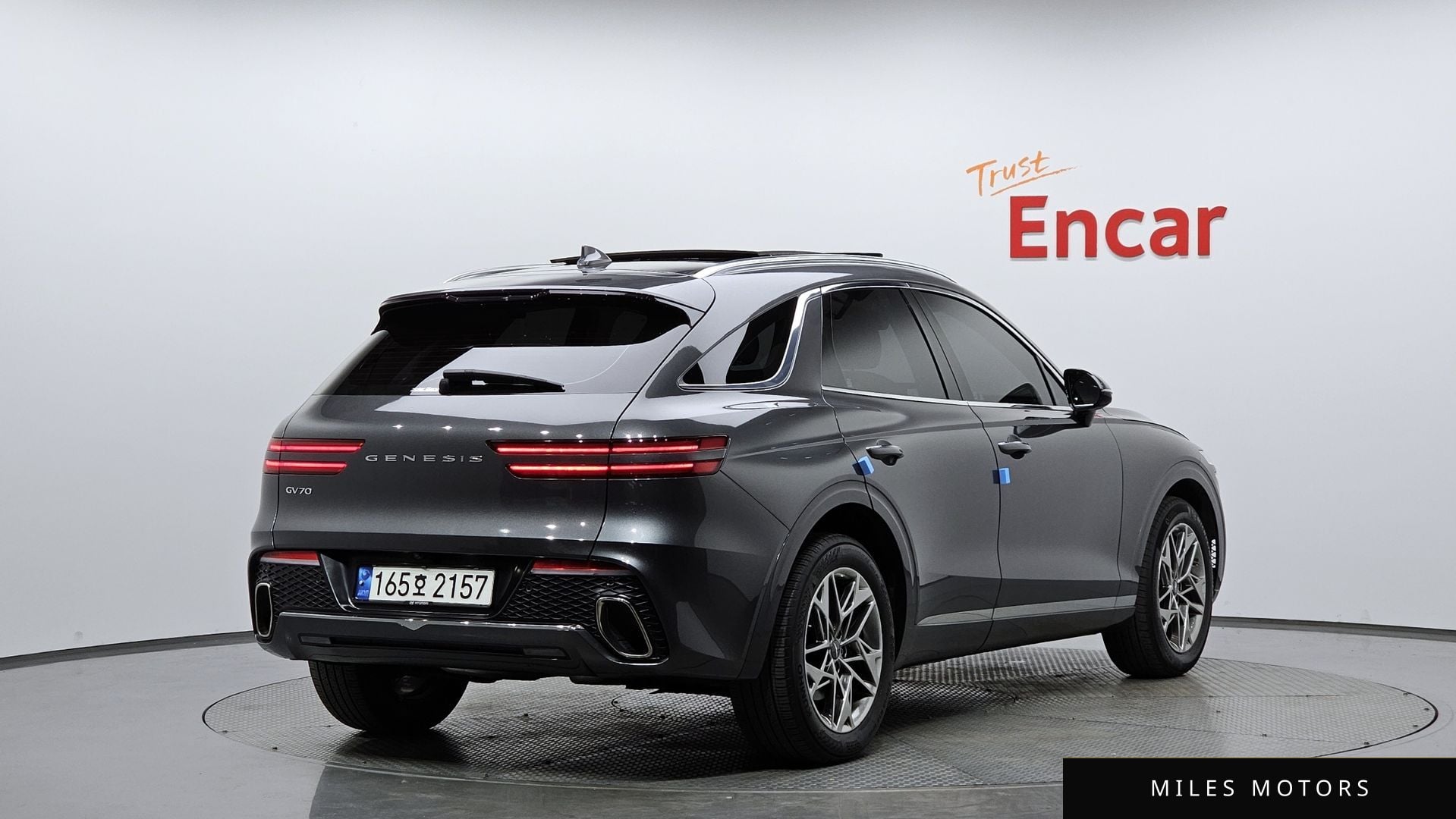 Genesis GV70 2021 — фото 1 из 12