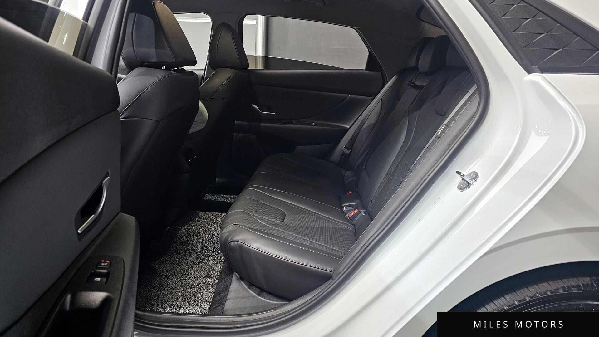 Hyundai AVANTE 2026 — миниатюра 17