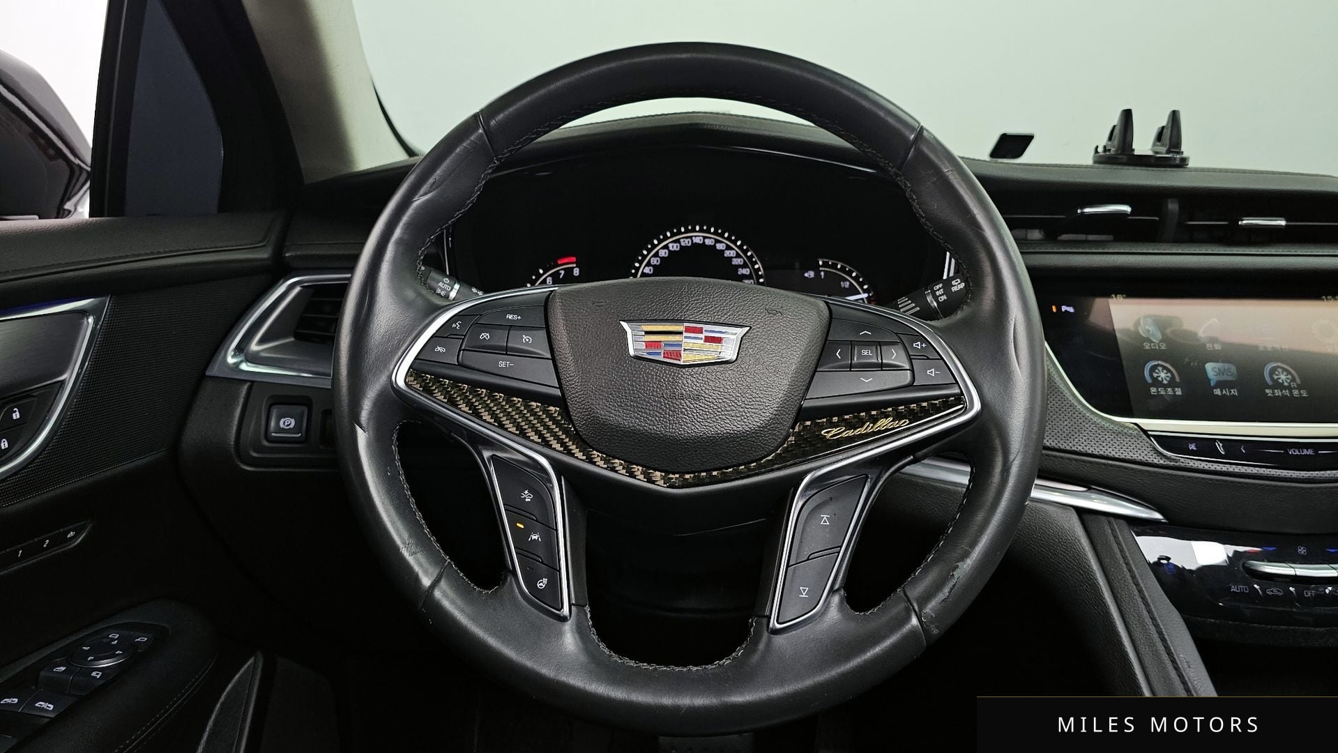 Cadillac XT5 2017 — миниатюра 13