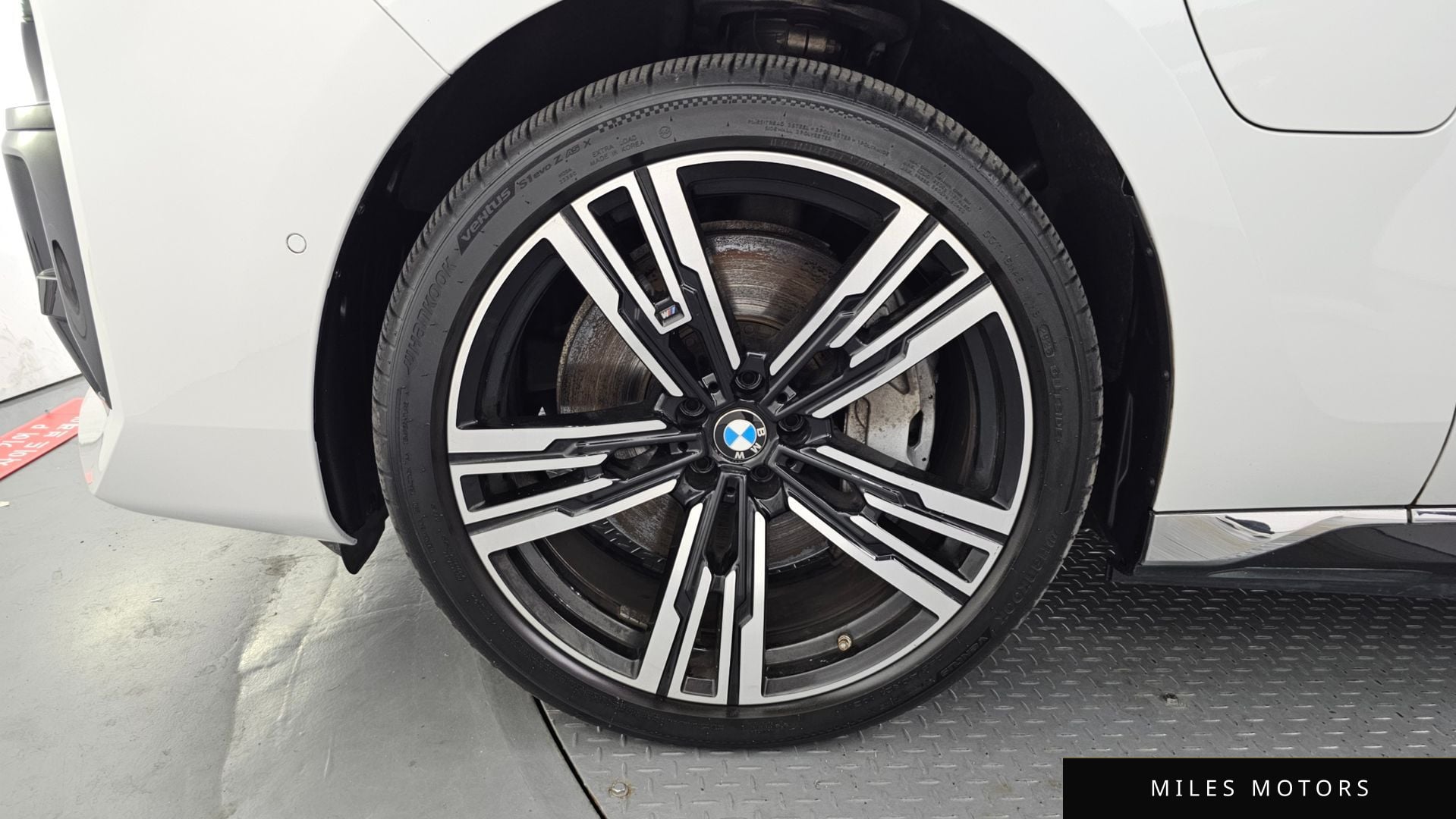 BMW 7 Series (G70) 2024 — миниатюра 5