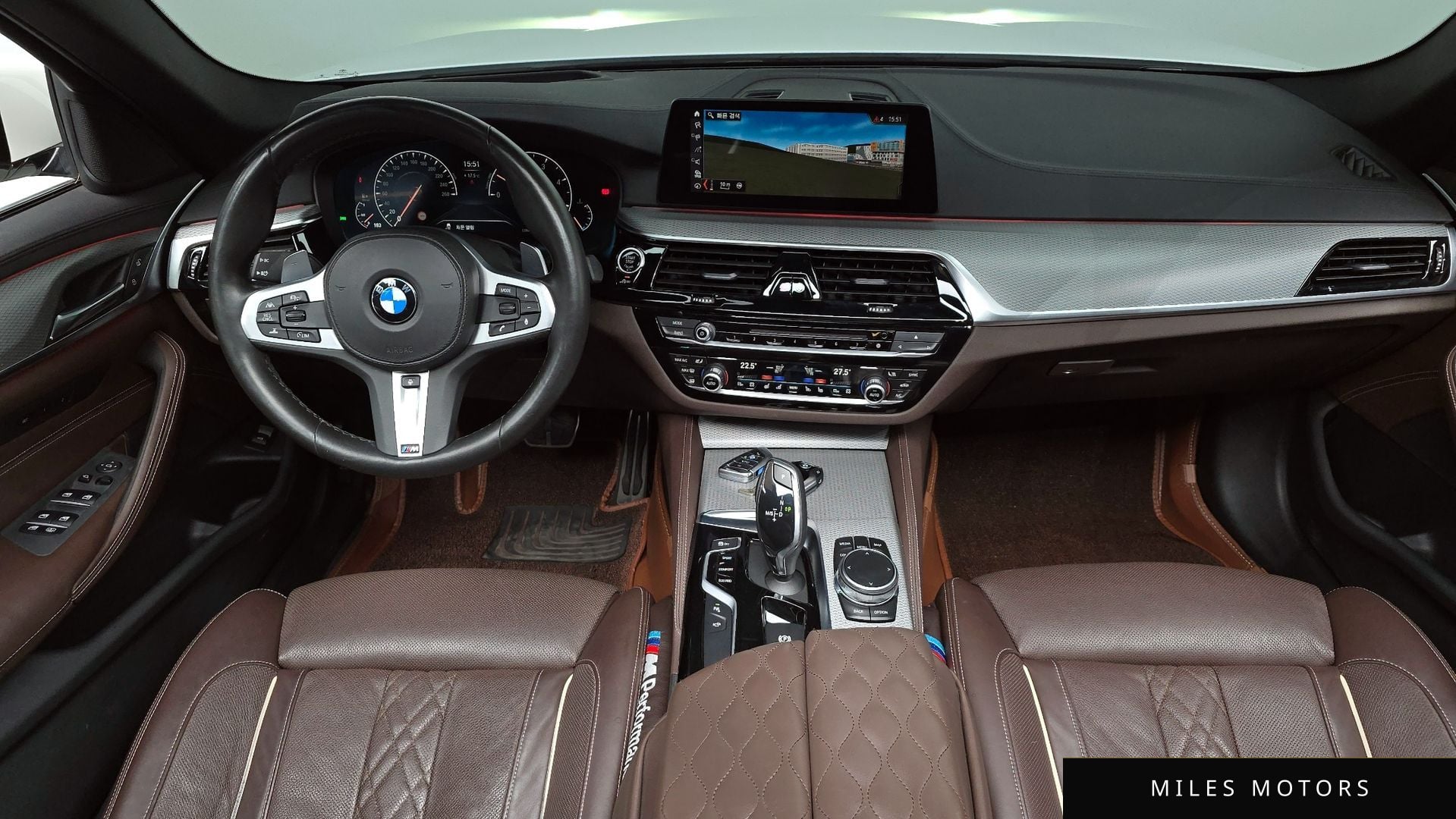BMW 5 Series (G30) 2019 — миниатюра 9