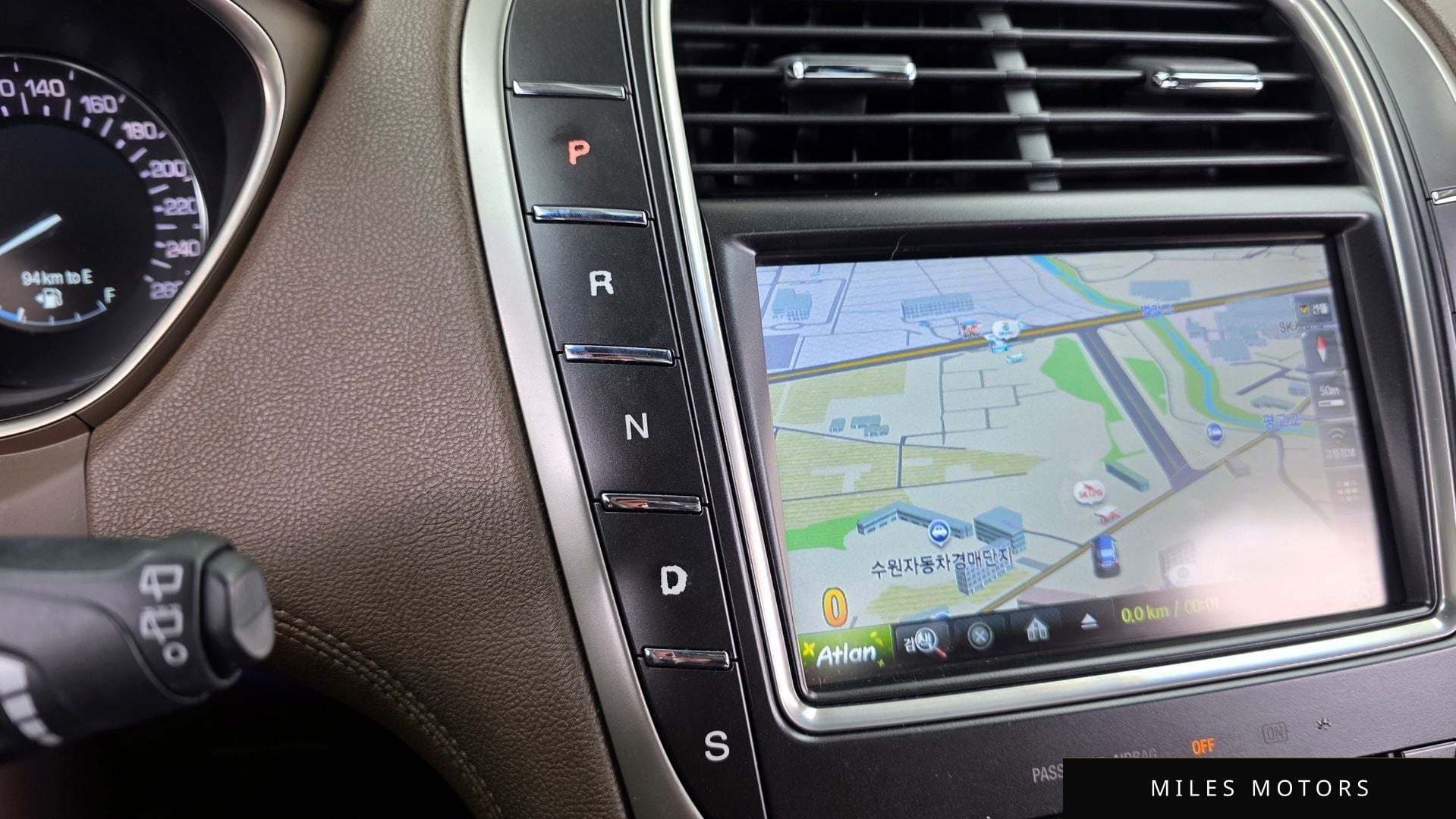 Lincoln MKX 2016 — миниатюра 9