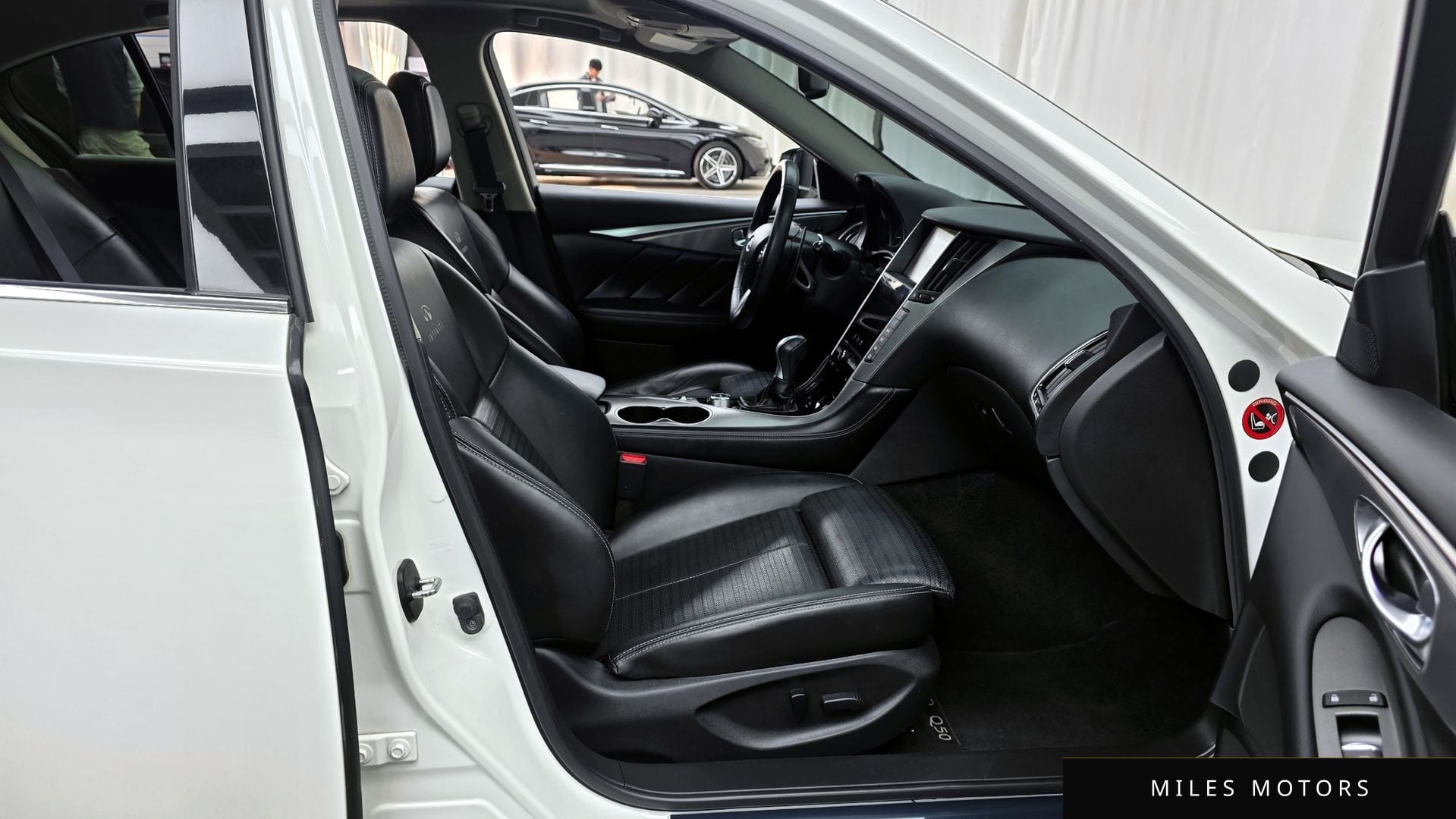 Infiniti Q50 2015 — миниатюра 11