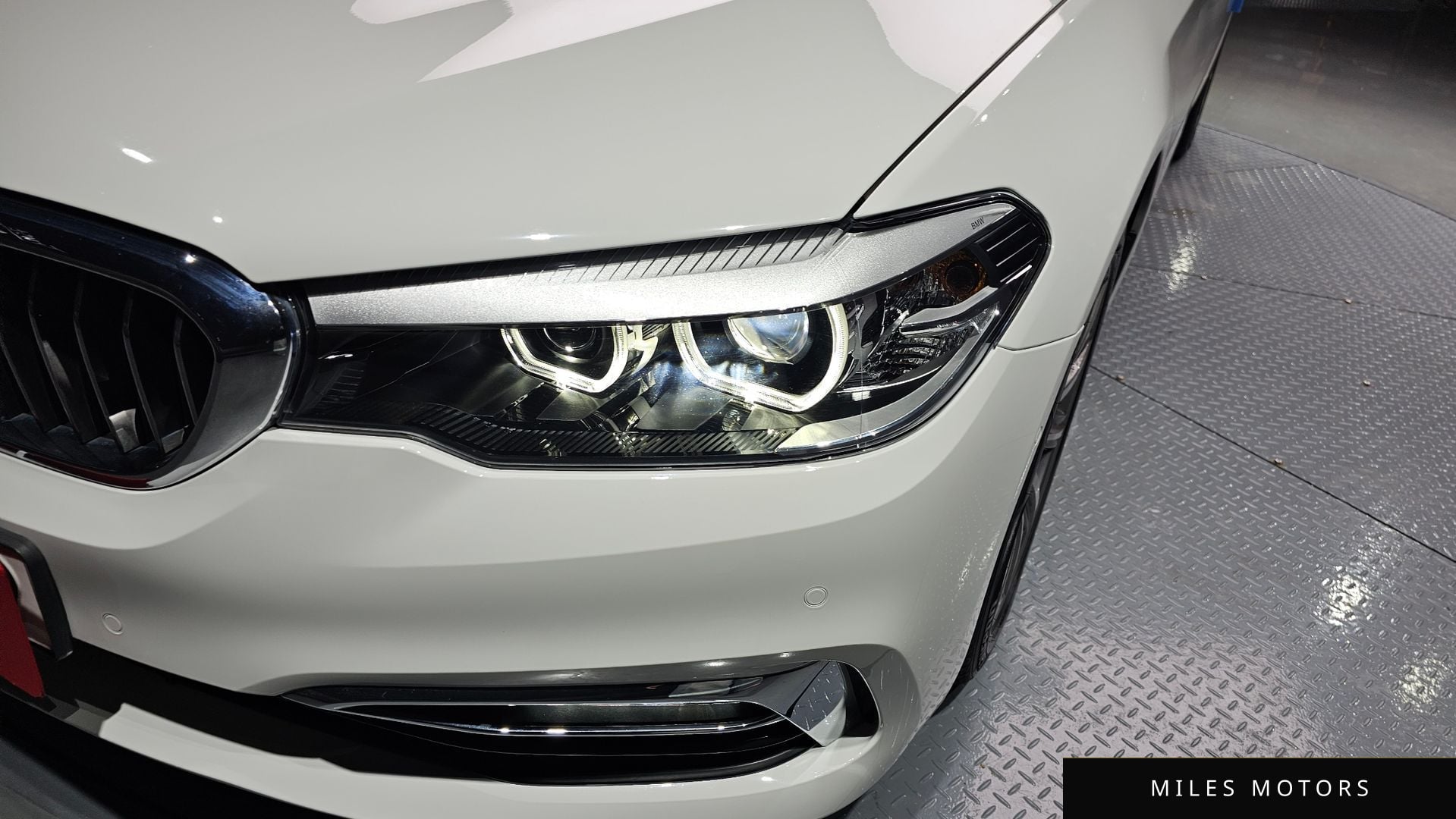 BMW 5 Series (G30) 2019 — миниатюра 8