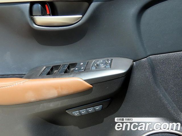 Лексус NX300h 2015 — миниатюра 15