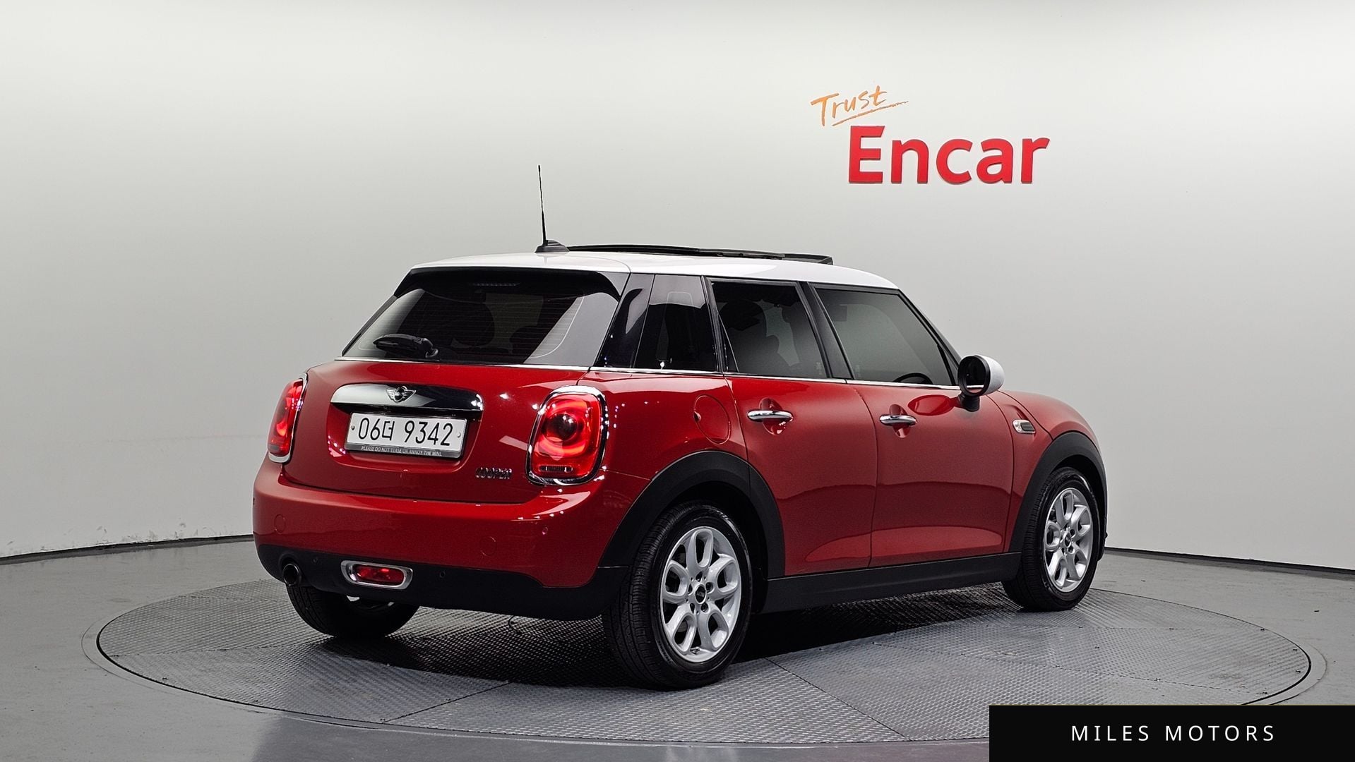 MINI Cooper 2017 — миниатюра 2