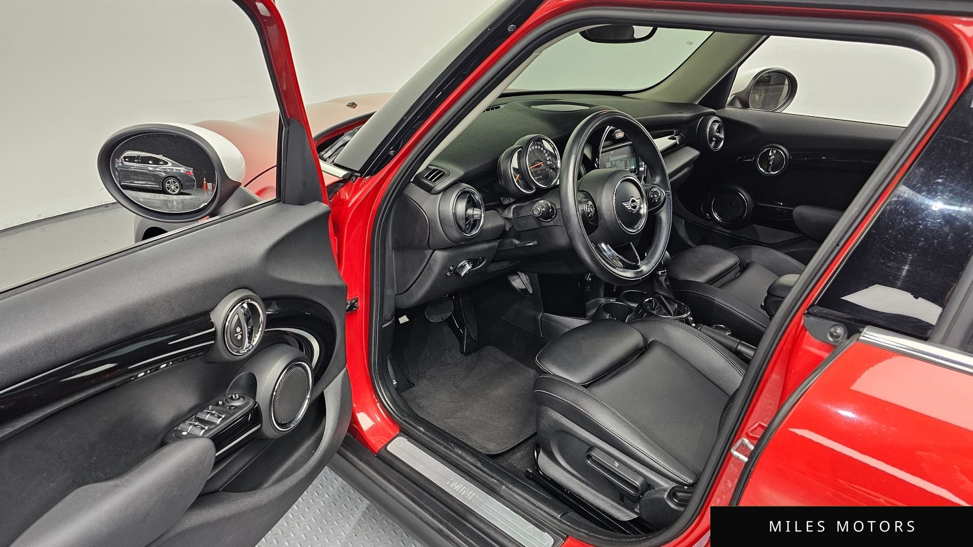 MINI Cooper 2017 — миниатюра 10