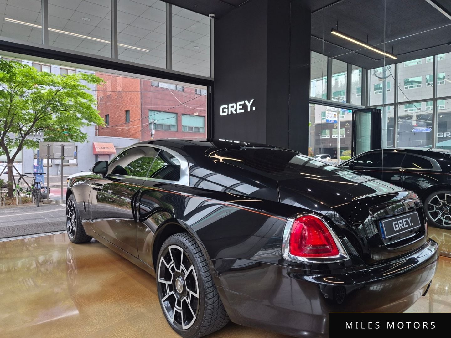 Rolls-Royce Wraith 2018 — миниатюра 5