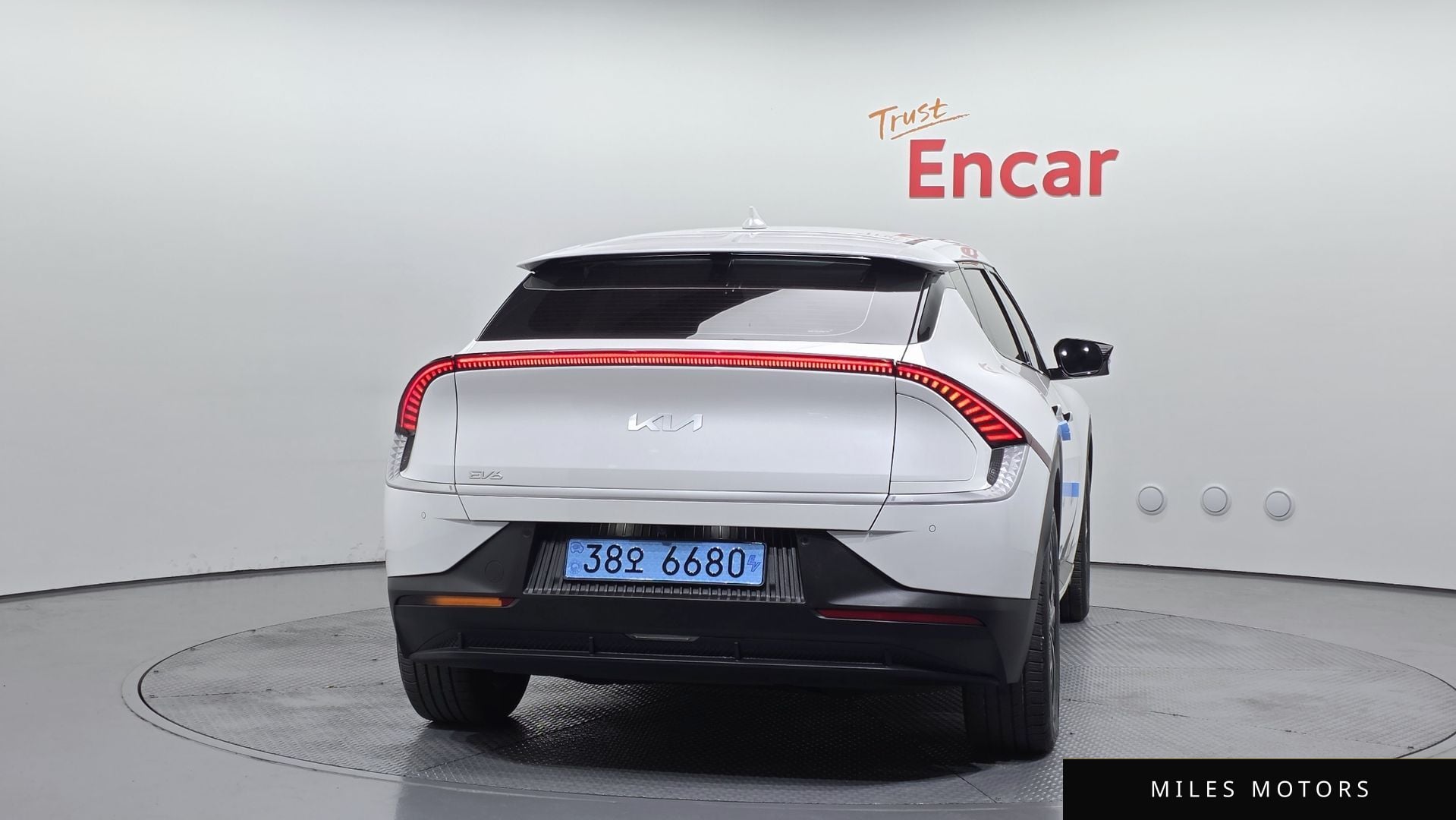 Kia EV6 2022 — миниатюра 4