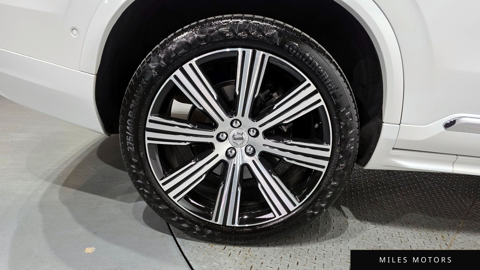 Volvo XC90 2023 — миниатюра 5