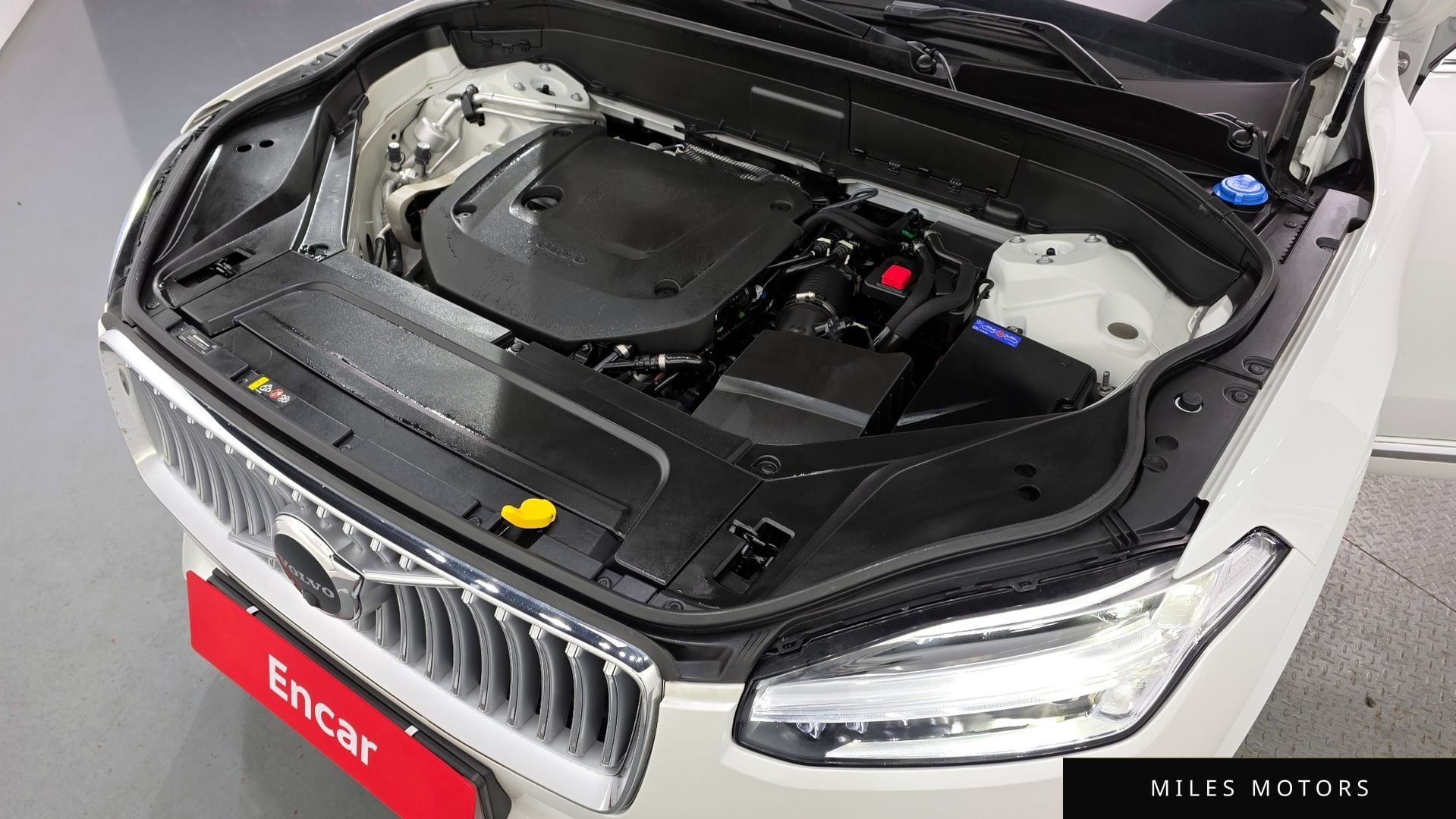 Volvo XC90 2023 — миниатюра 6