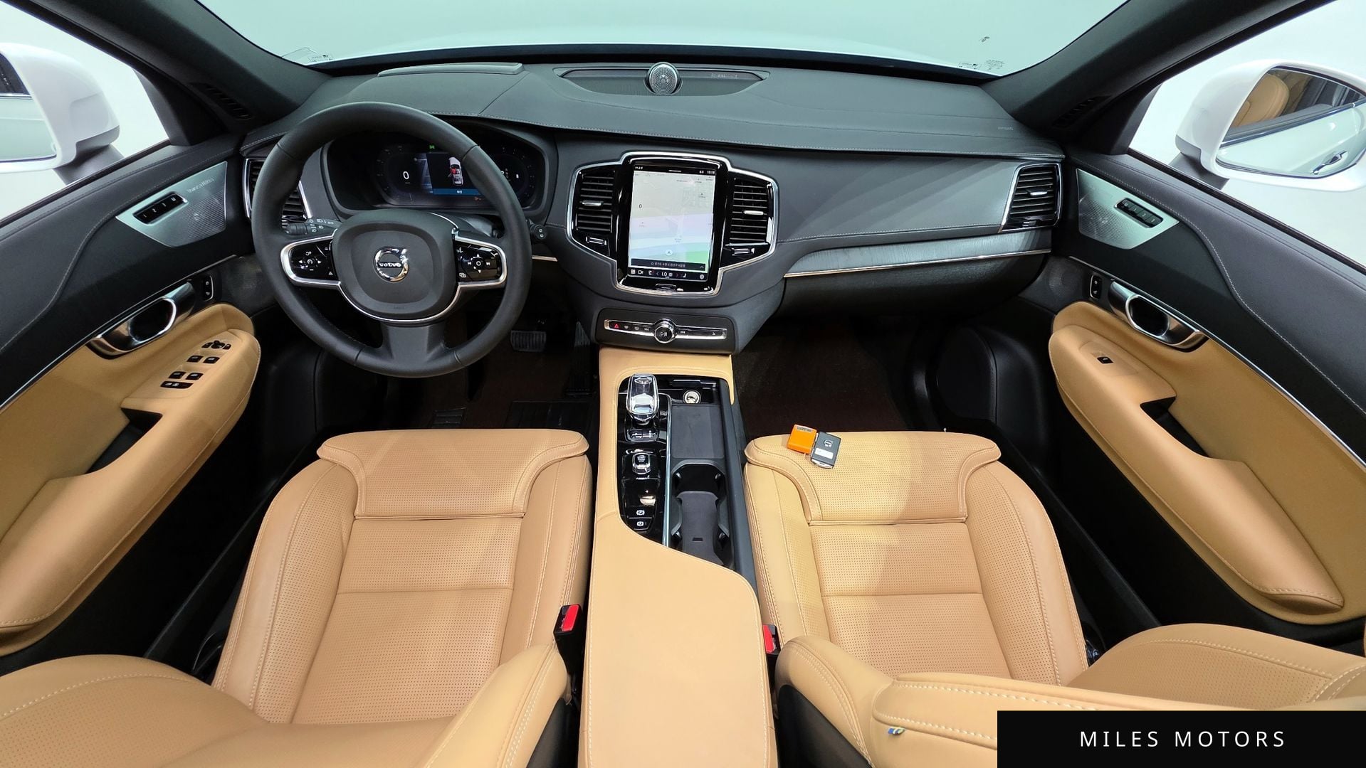 Volvo XC90 2023 — миниатюра 10