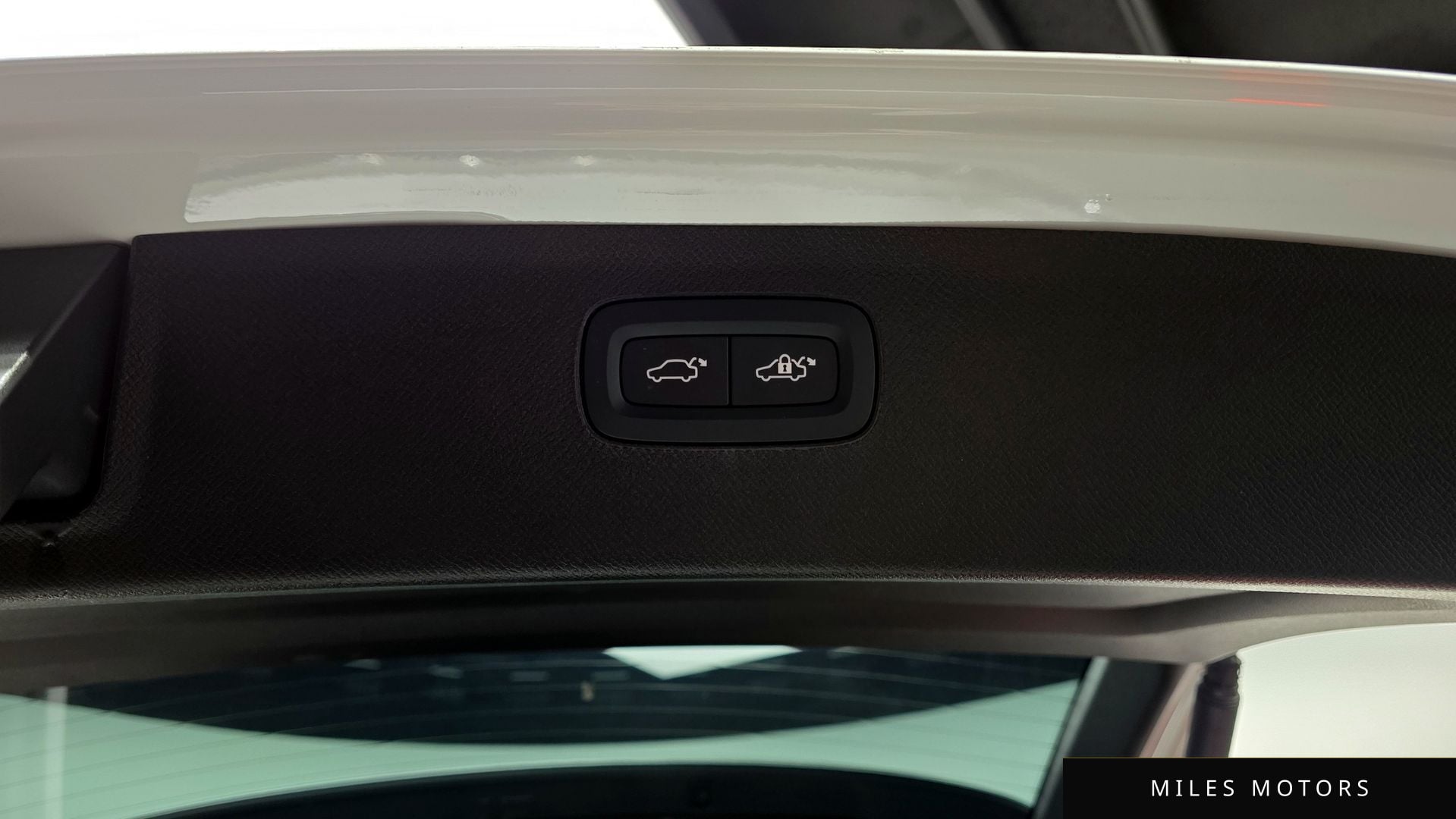 Volvo XC90 2023 — миниатюра 25