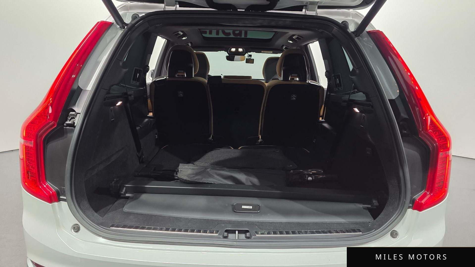 Volvo XC90 2023 — миниатюра 26