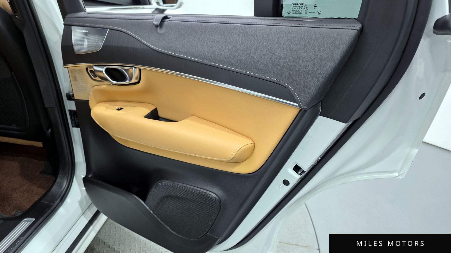 Volvo XC90 2023 — миниатюра 15