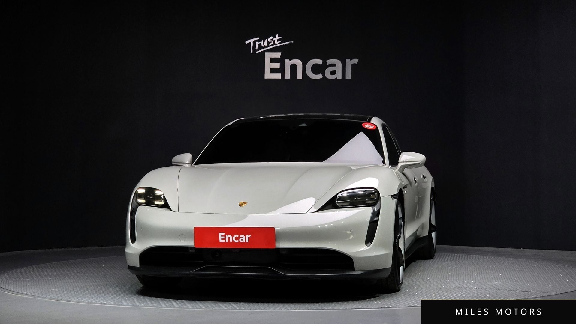 Porsche 타이칸 2022 — миниатюра 3