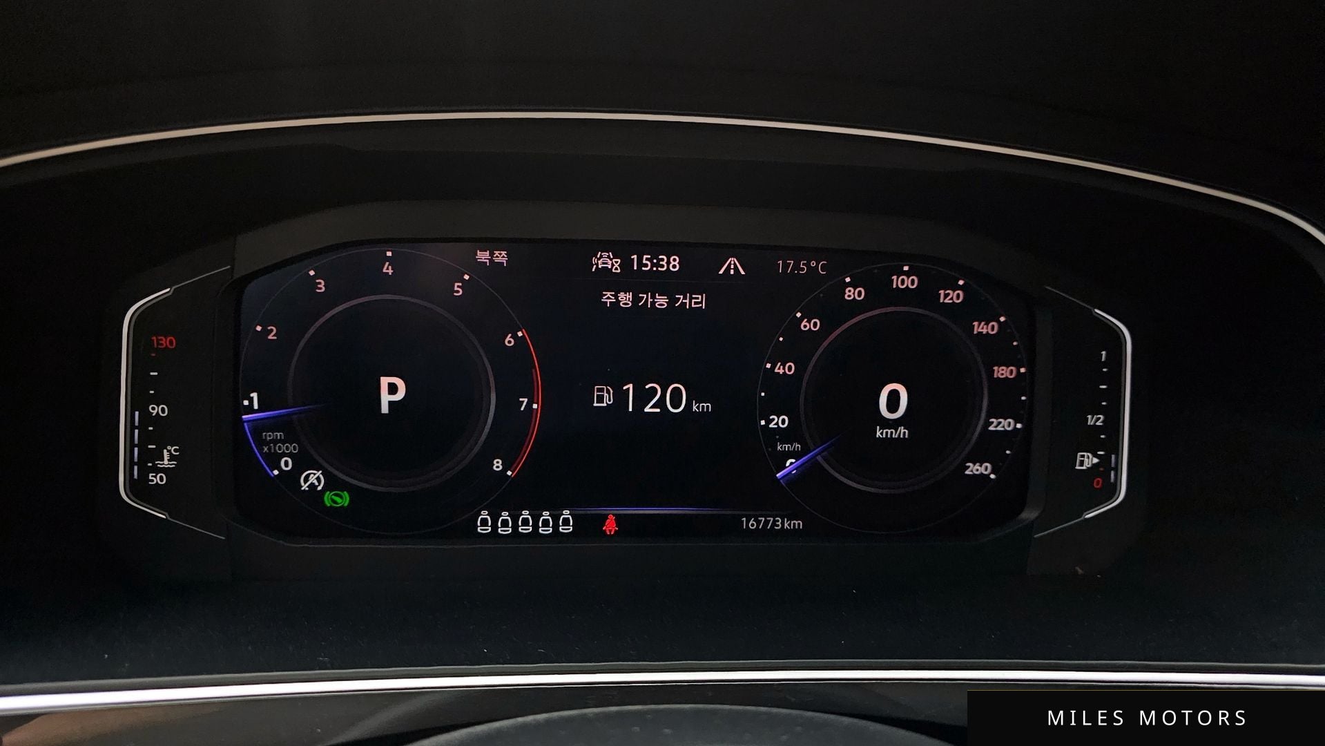 Volkswagen Tiguan 2024 — миниатюра 11