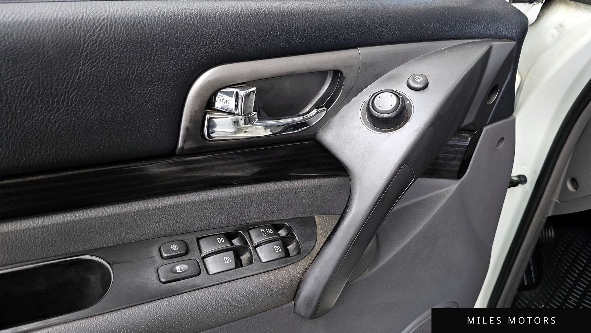 KG Mobility KORANDO 2016 — миниатюра 16