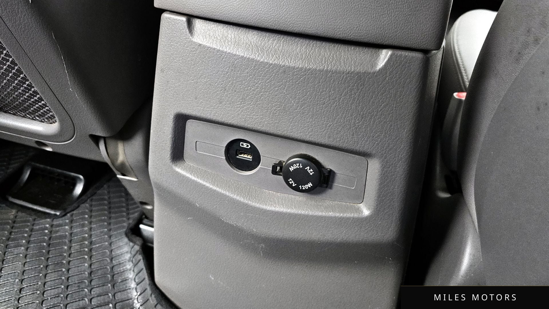 KG Mobility KORANDO 2016 — миниатюра 32