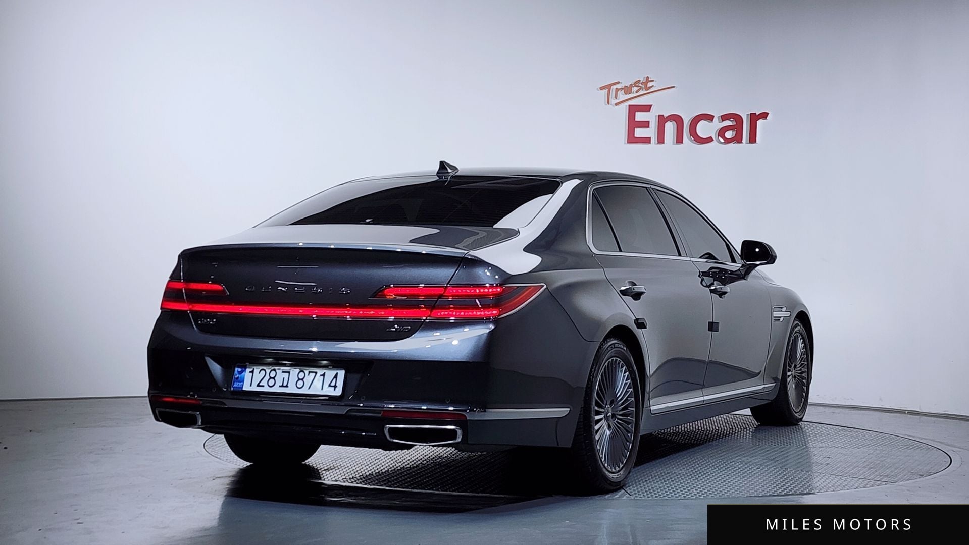 Genesis G90 2021 — миниатюра 2