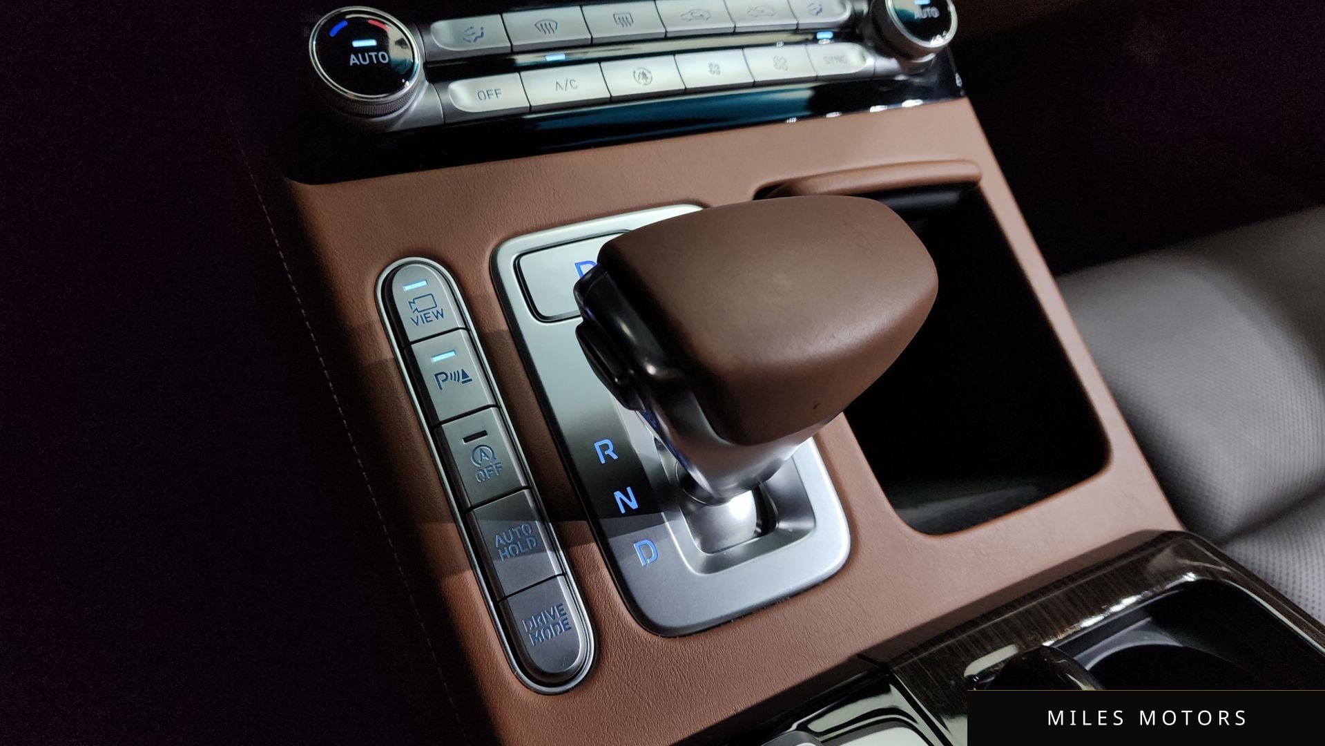 Genesis G90 2021 — миниатюра 12