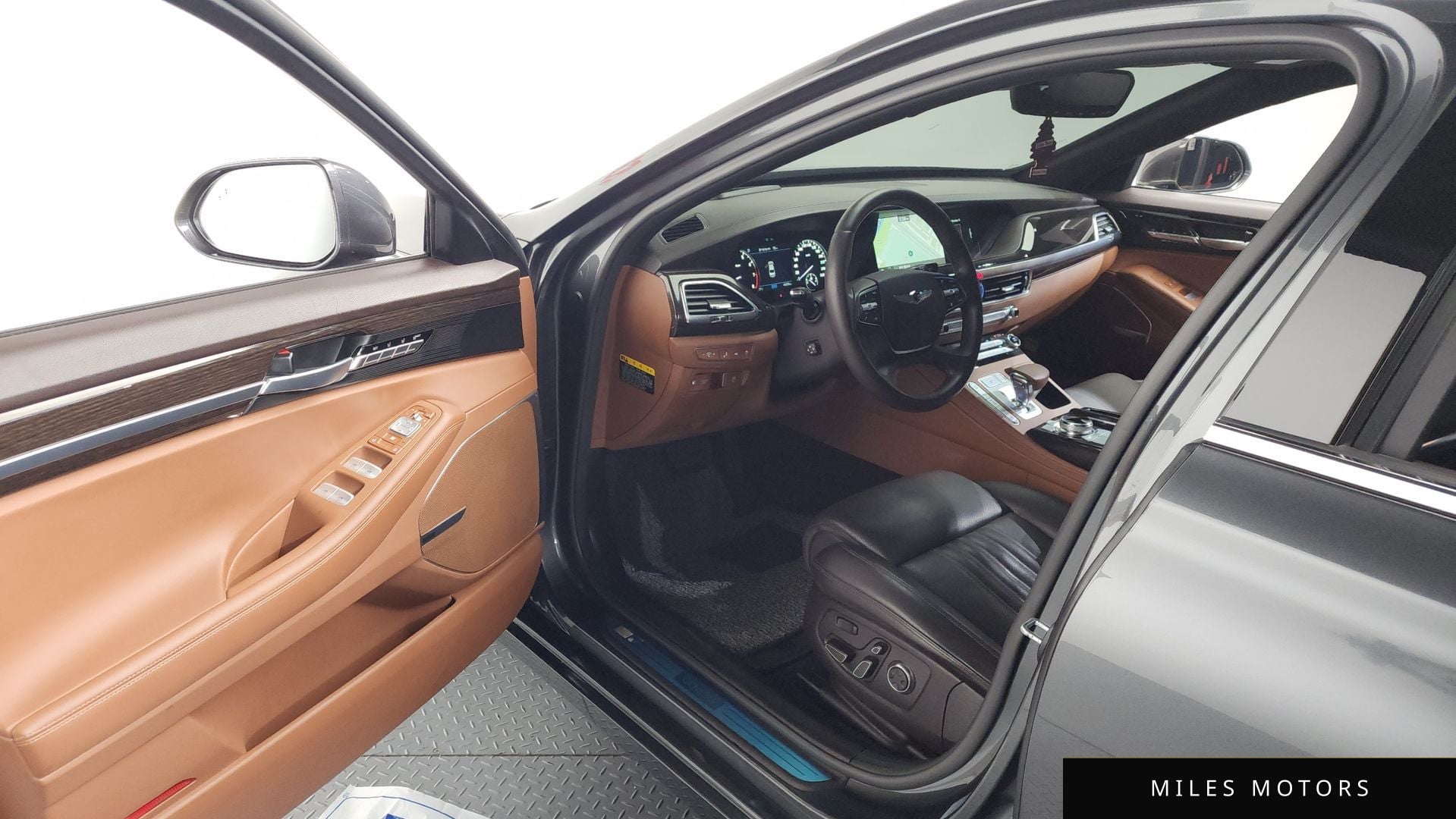 Genesis G90 2021 — миниатюра 13