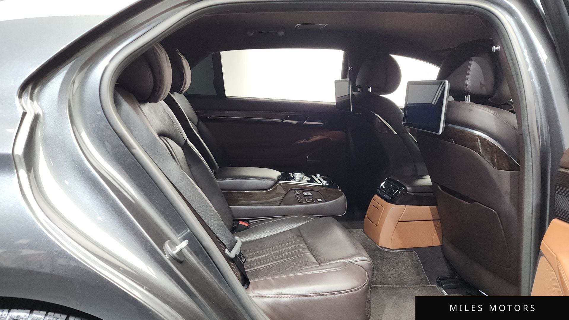 Genesis G90 2021 — миниатюра 17