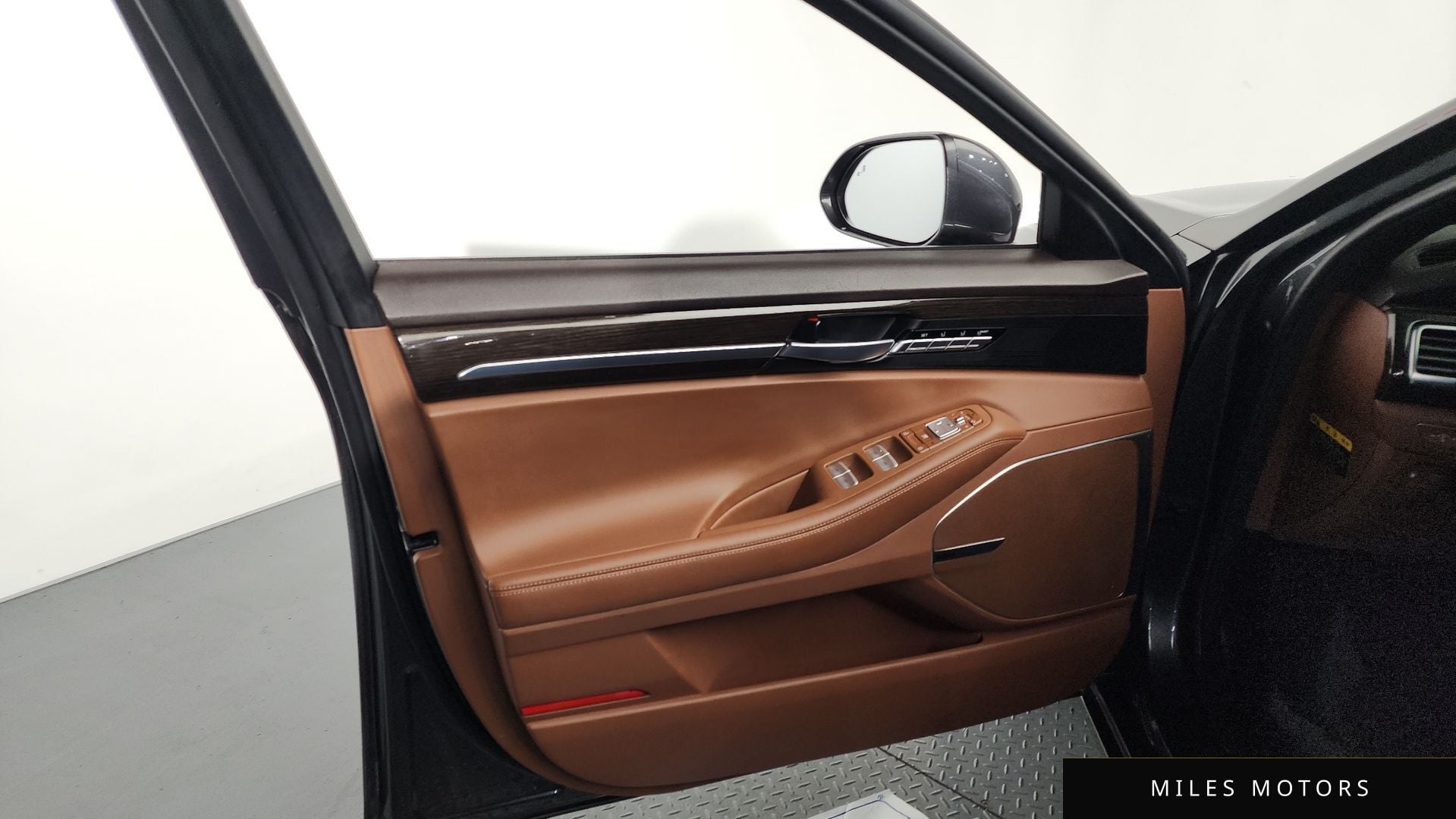 Genesis G90 2021 — миниатюра 14