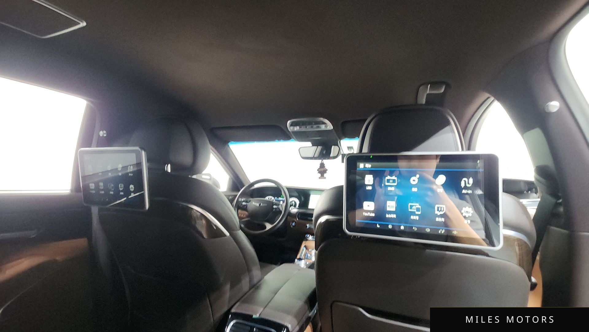 Genesis G90 2021 — миниатюра 35