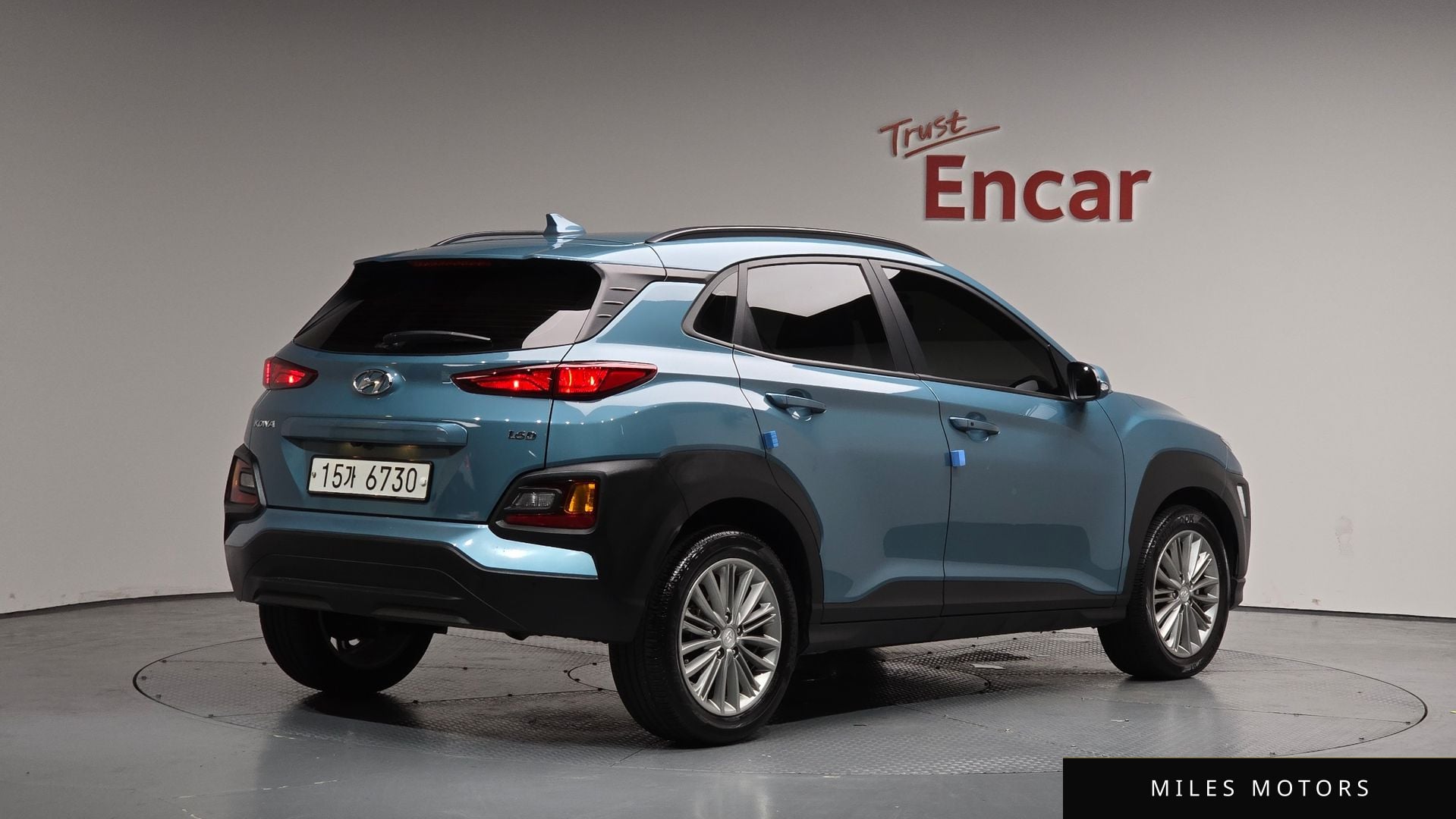 Hyundai Kona 2019 — фото 1 из 12
